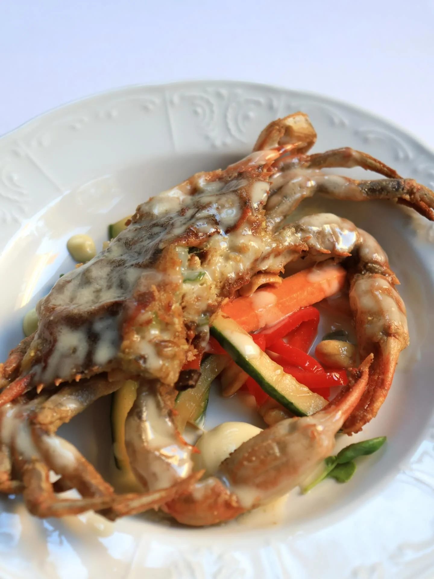 Now for a limited time only, we have our very seasonal fresh soft shell crab. 

This crab is a staple of our menu whenever the season calls for it!

#softshellcrab #seafood #savannaheats #savannahgeorgia #finedinning