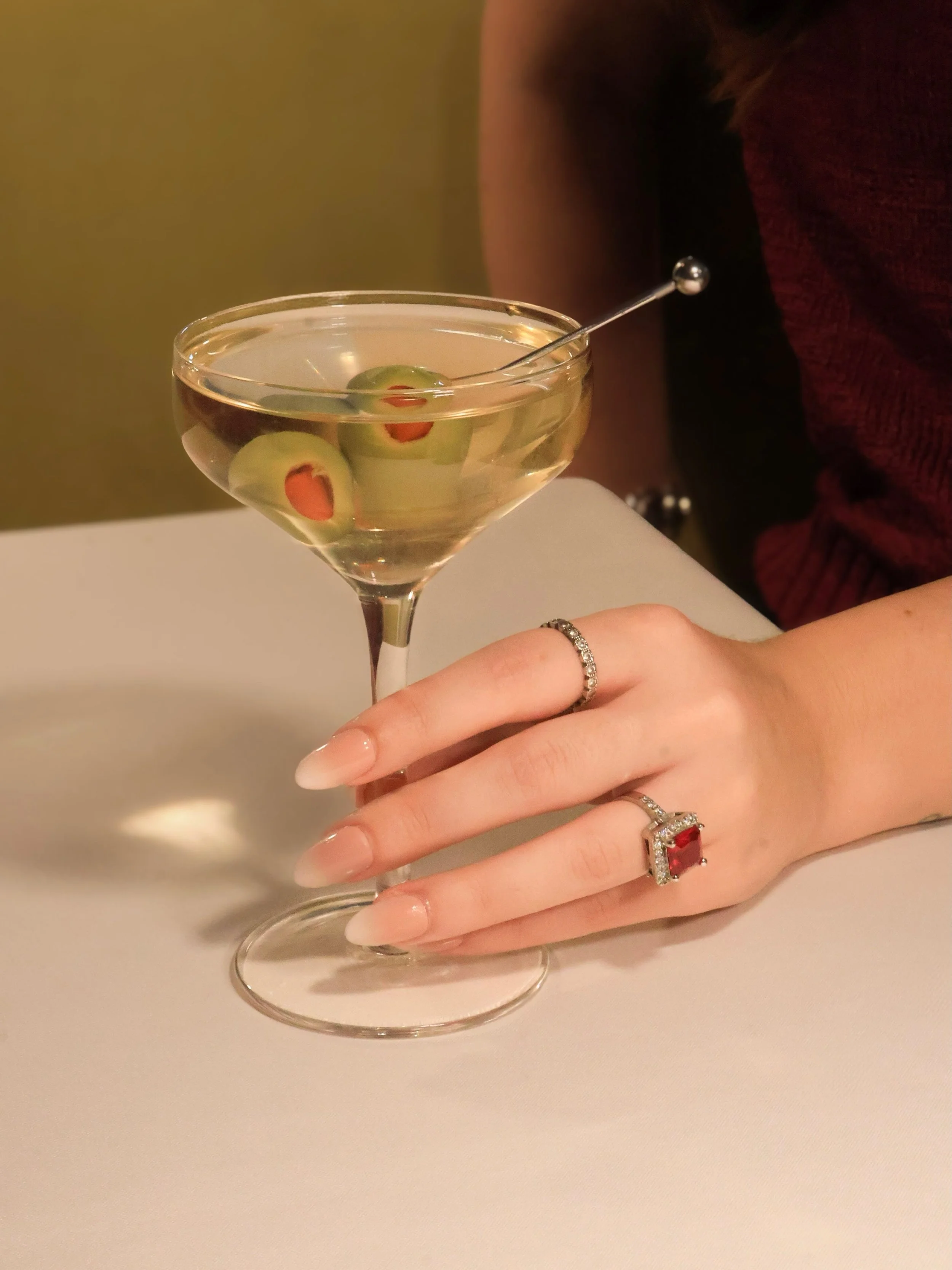Your style is timeless, Your cocktail should be, too. 🍸✨

At Elizabeth&rsquo;s on 37th, our full bar is at your service. From timeless classics to your most particular cravings, allow us to craft a cocktail worthy of your evening. 🍸🥂🥃

#savannahd