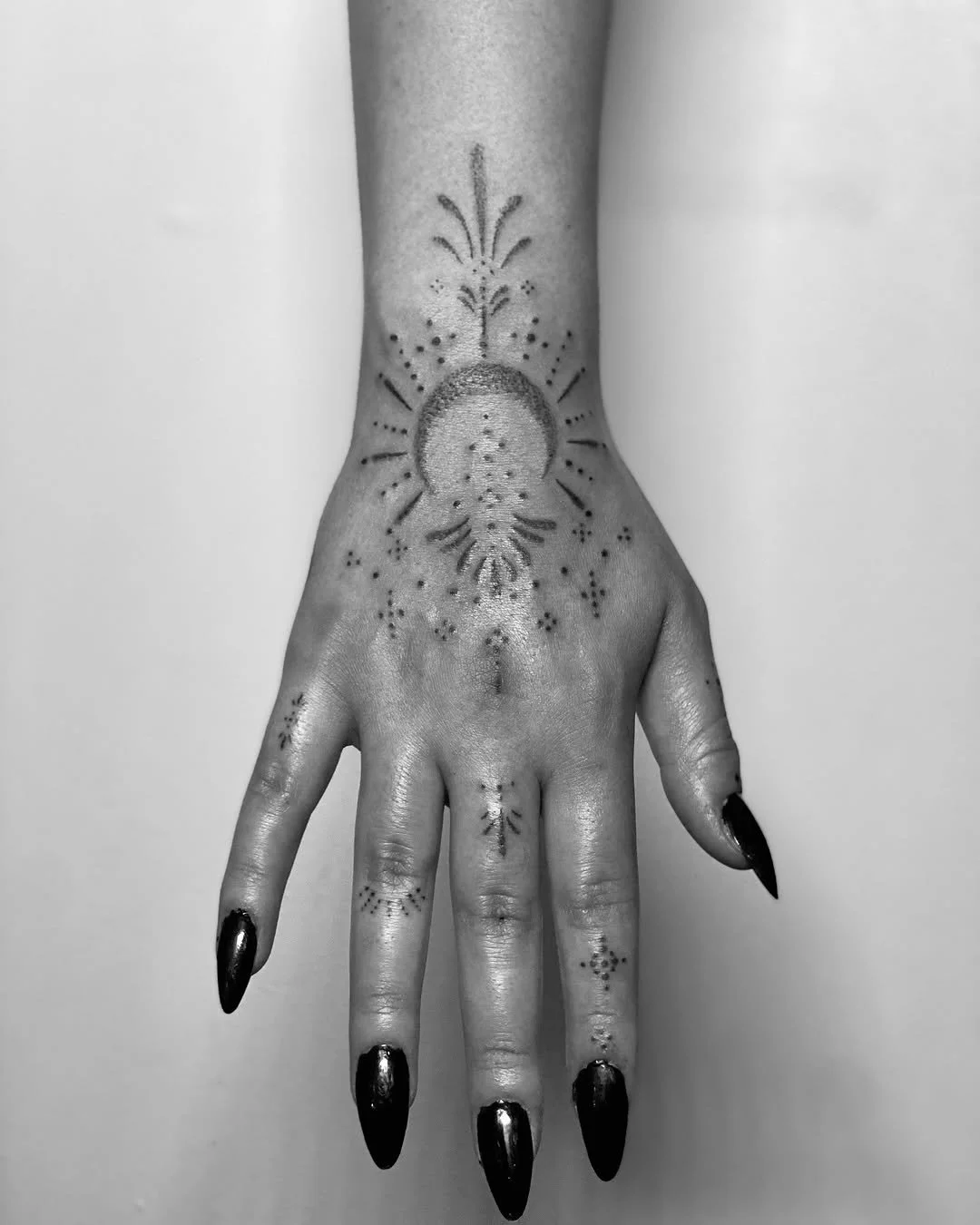 Nastasya_Tattoo_Artist_Chicago_handpoke_ornamental_tattoos.jpg