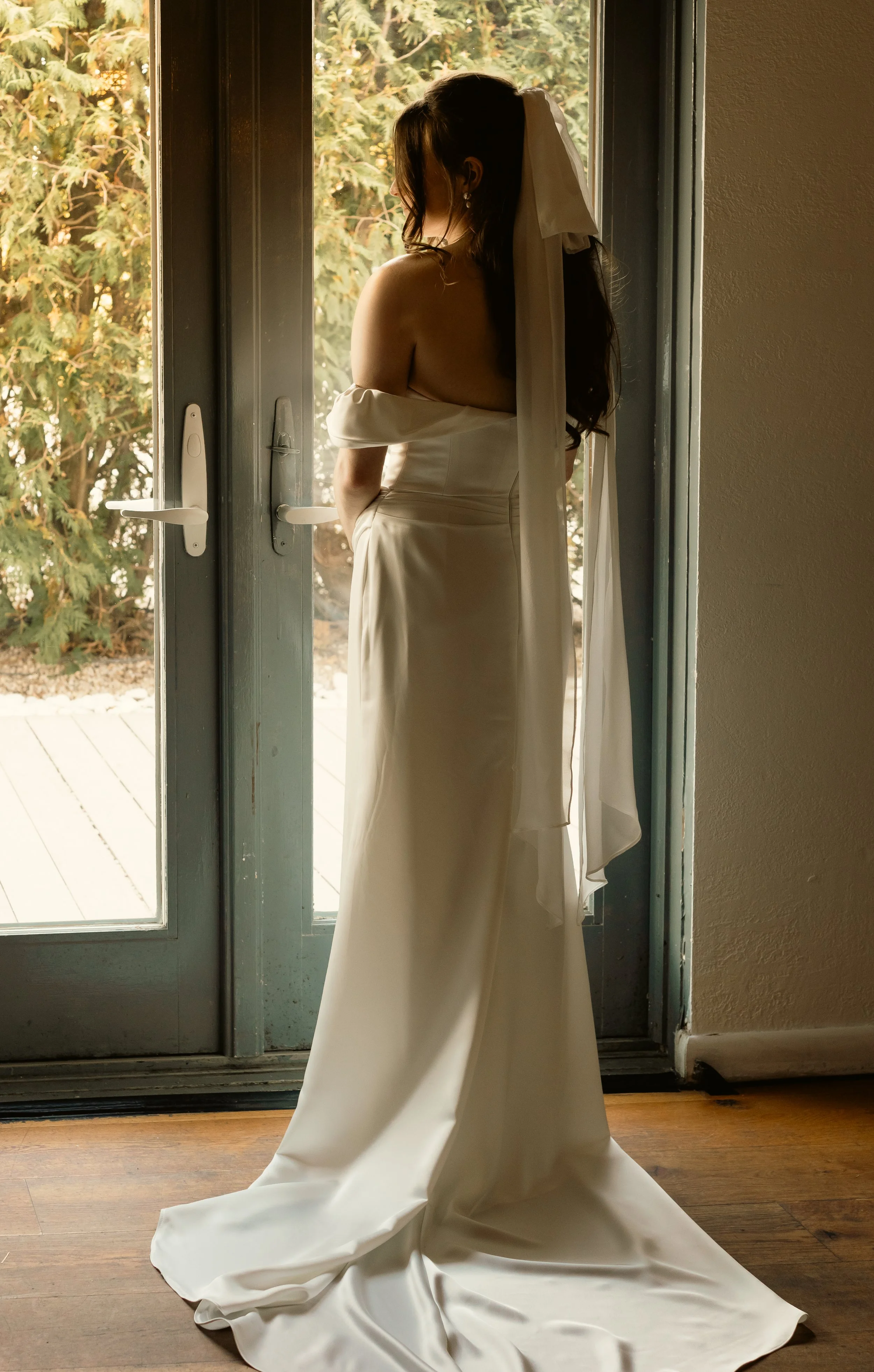 second shooter to Coline Jordana