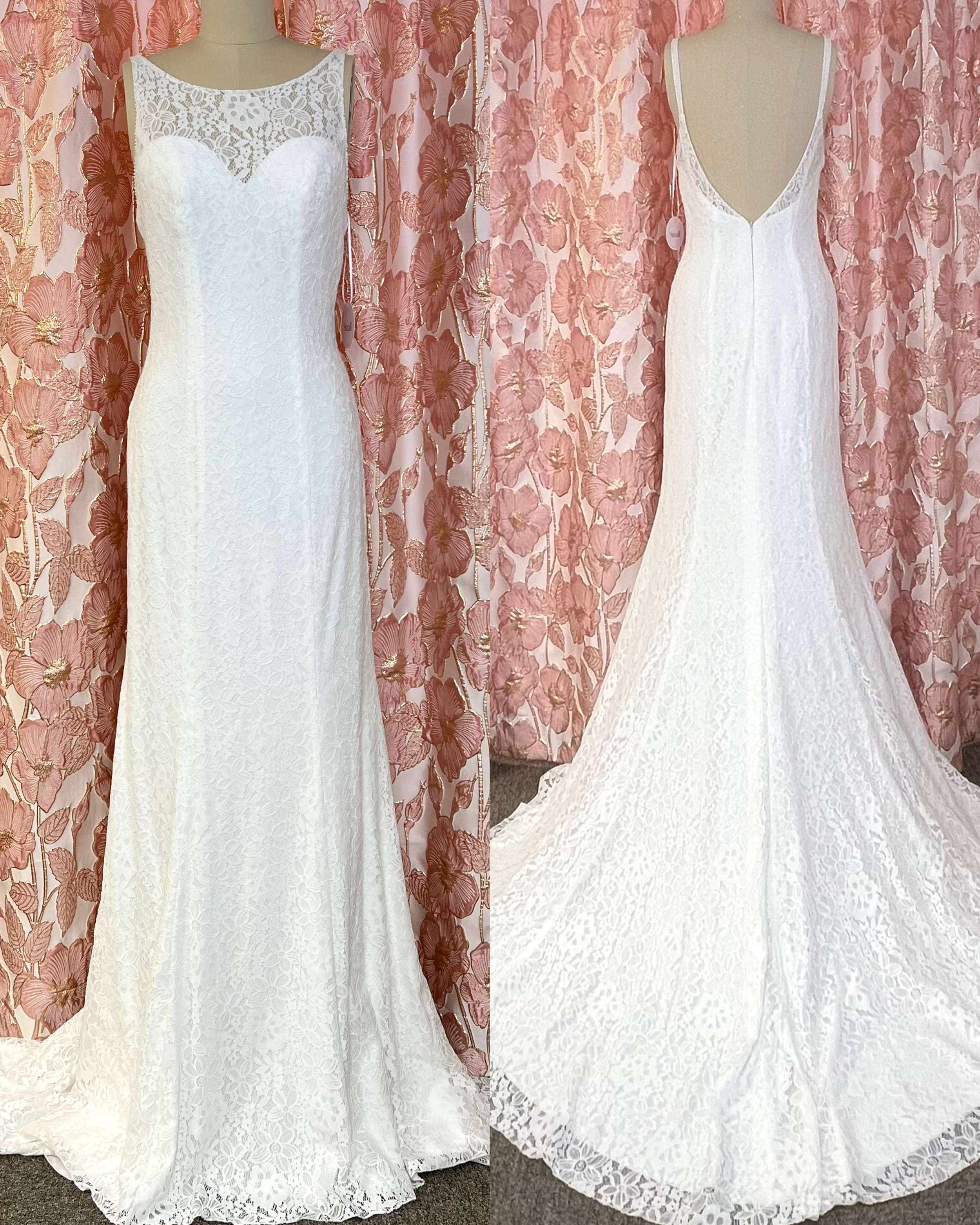 Trés Chic pitsinen hääpuku laahuksella