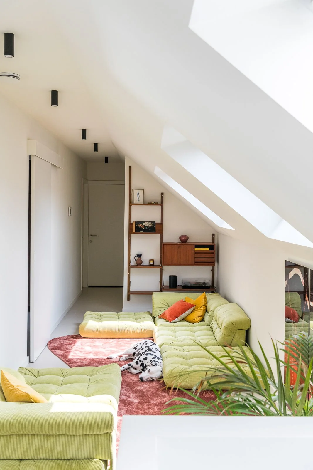 Mag Jong zetel, meubilair ontwerp, interieurontwerp door Laura Schellen, contacteren via PARTEIR