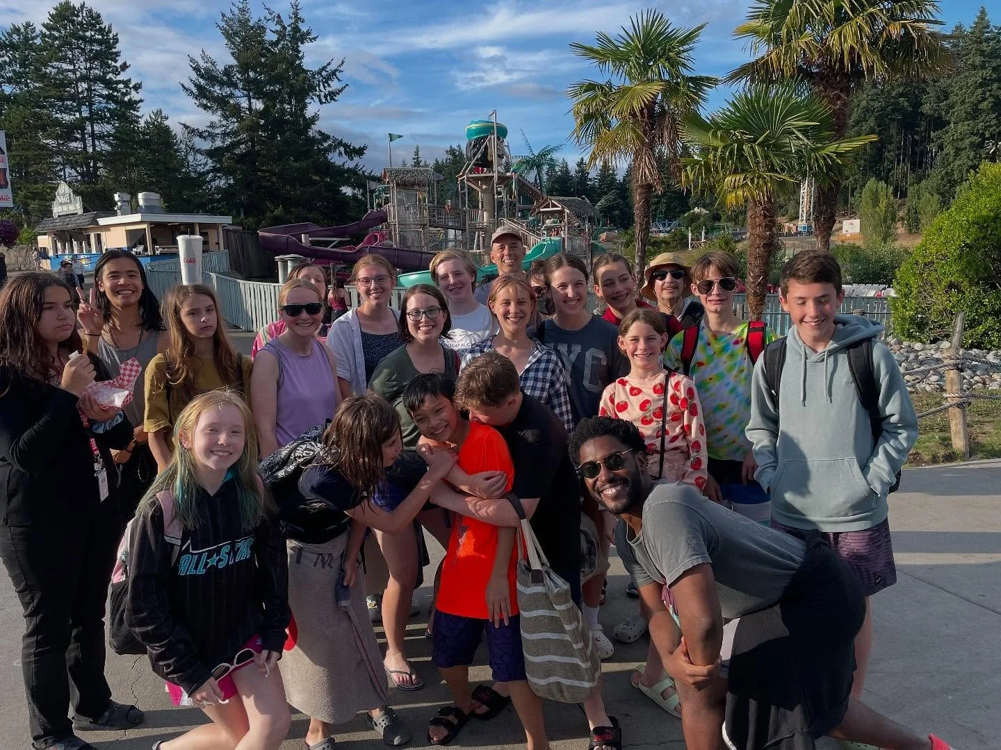 wild waves w the best crew! 🌊☀️🎢