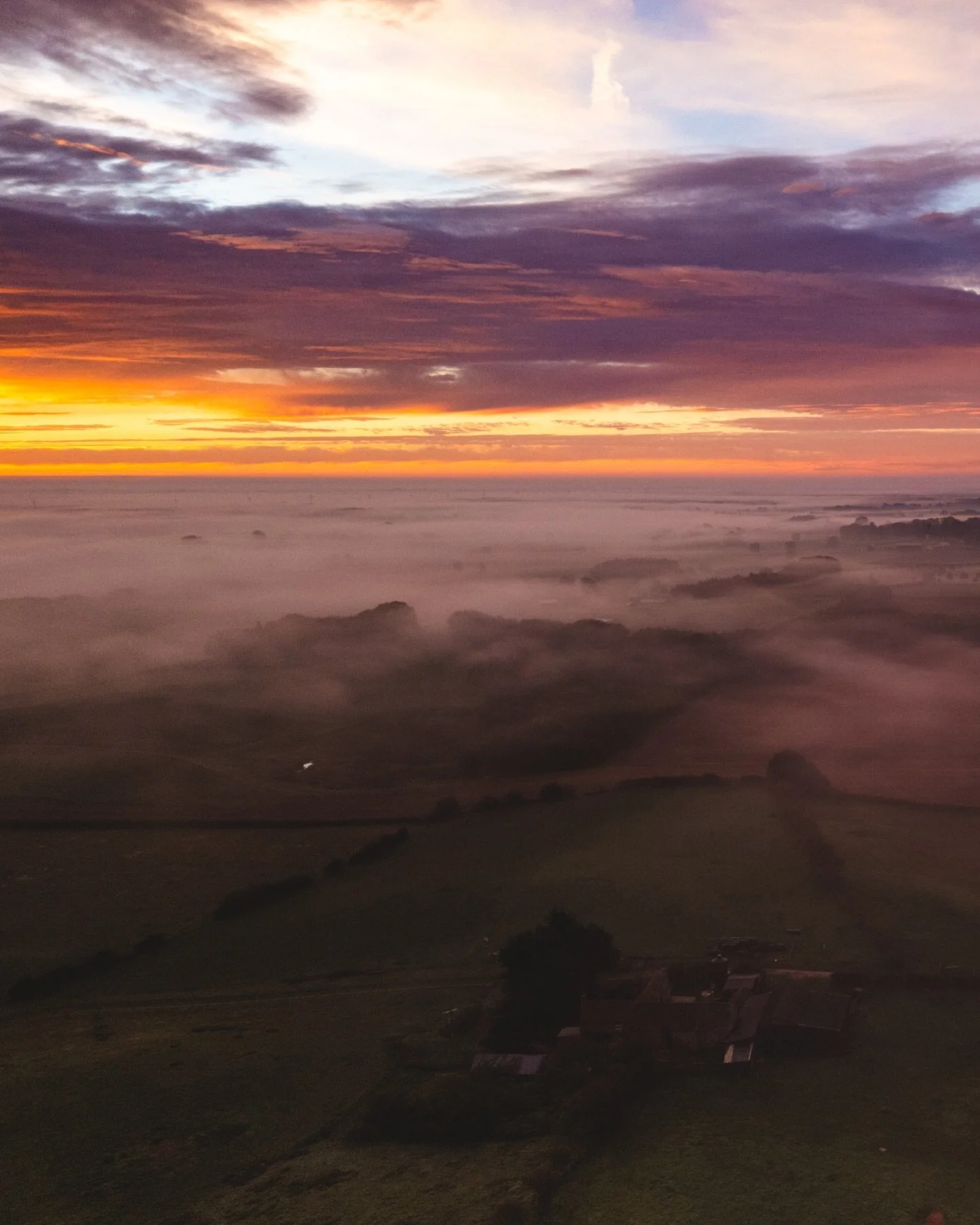 Mornings like this&hellip;

The #riverswale bathed in mist and first light.
A moment of stillness, where the landscape breathes before the day begins.

Pursuing the light is part of the why.

These are the mornings that remind me to pause, to look, a