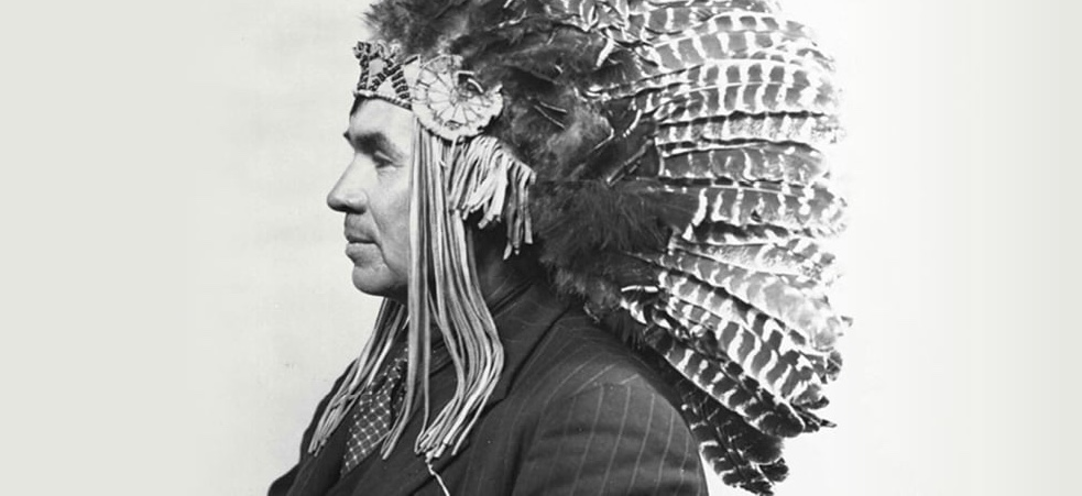 Sounding Thunder: the Song of Francis Pegahmagabow