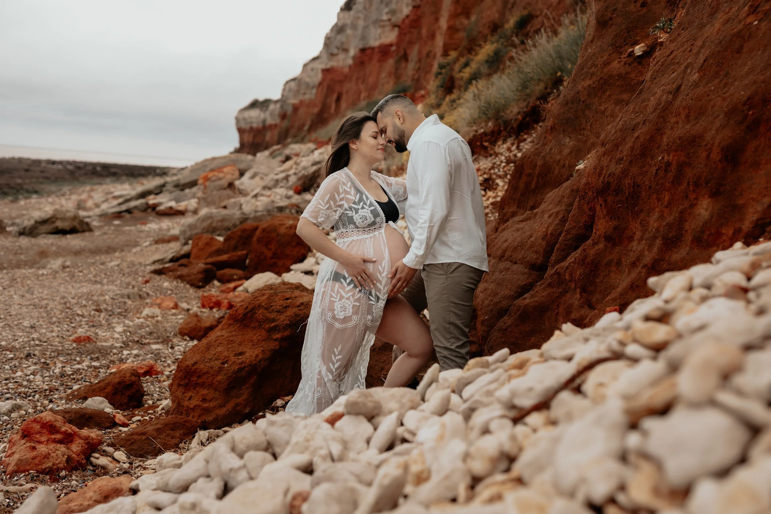 Maternity Photoshoot on the beach Essex.JPG