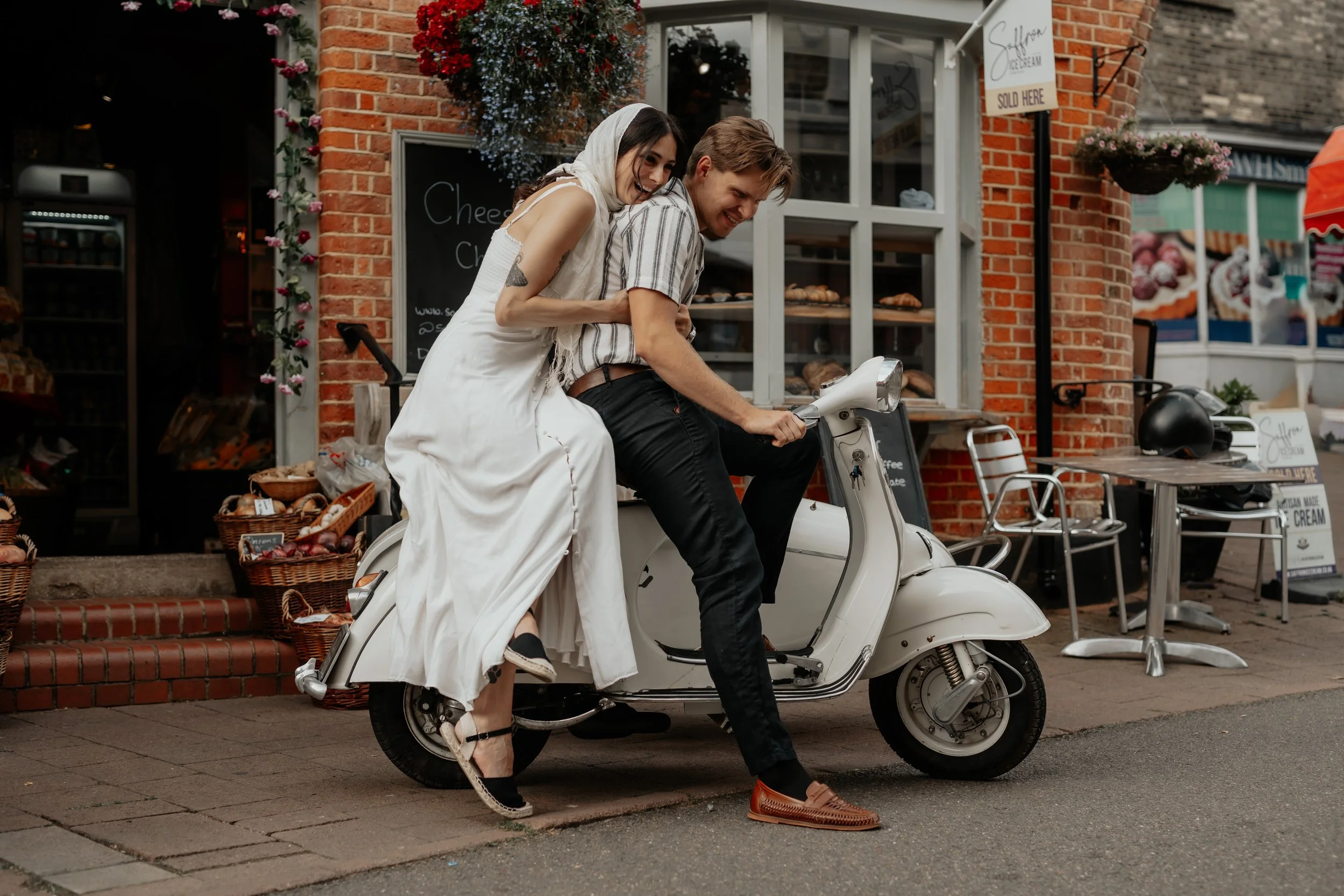 vespa romantic couple photoshoot-9.jpg