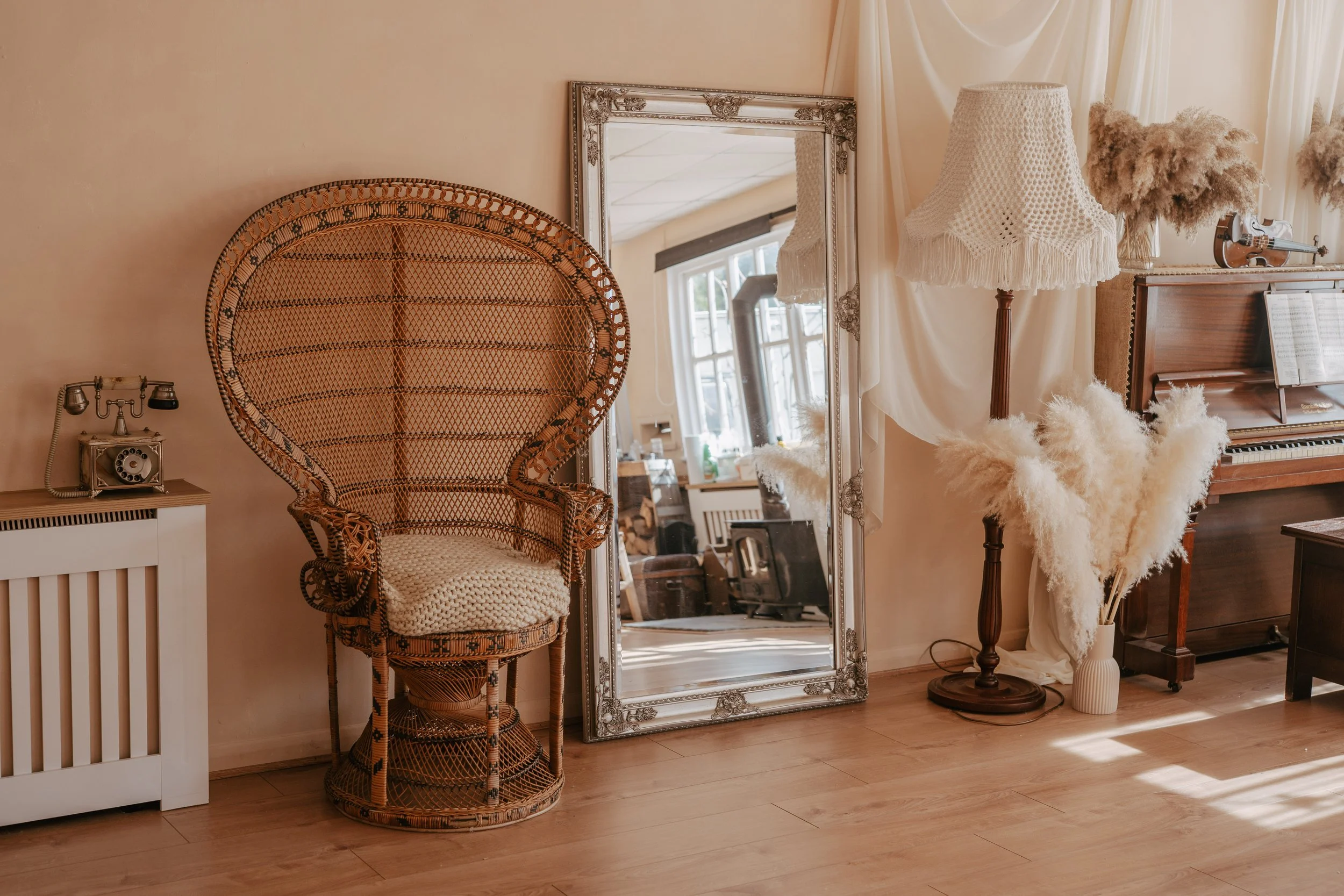 Photo studio Cambridgeshire. Photo studio Saffron Walden. Photographer Great Dunmow. 