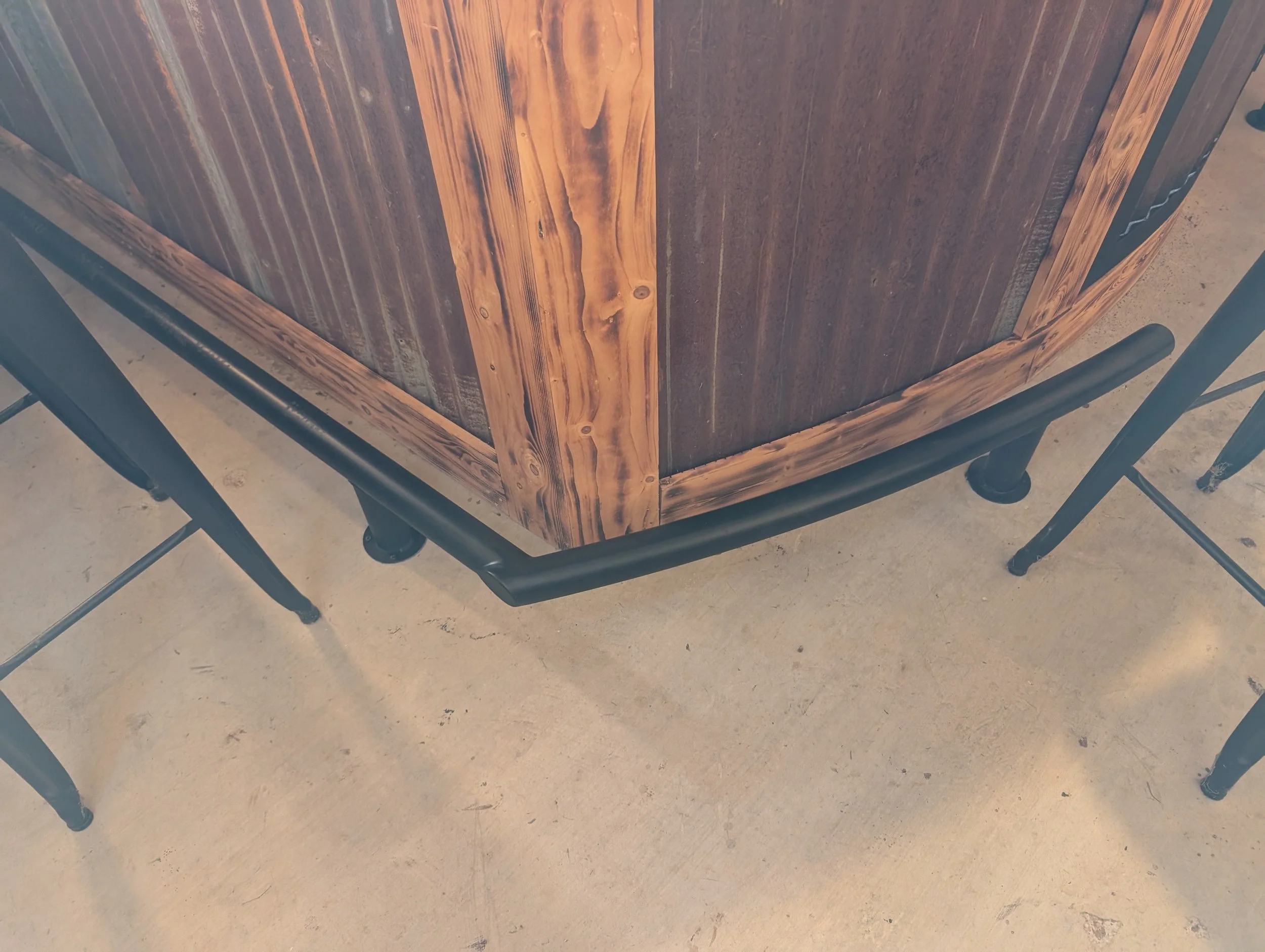 Custom Welded Bar Foot Railing