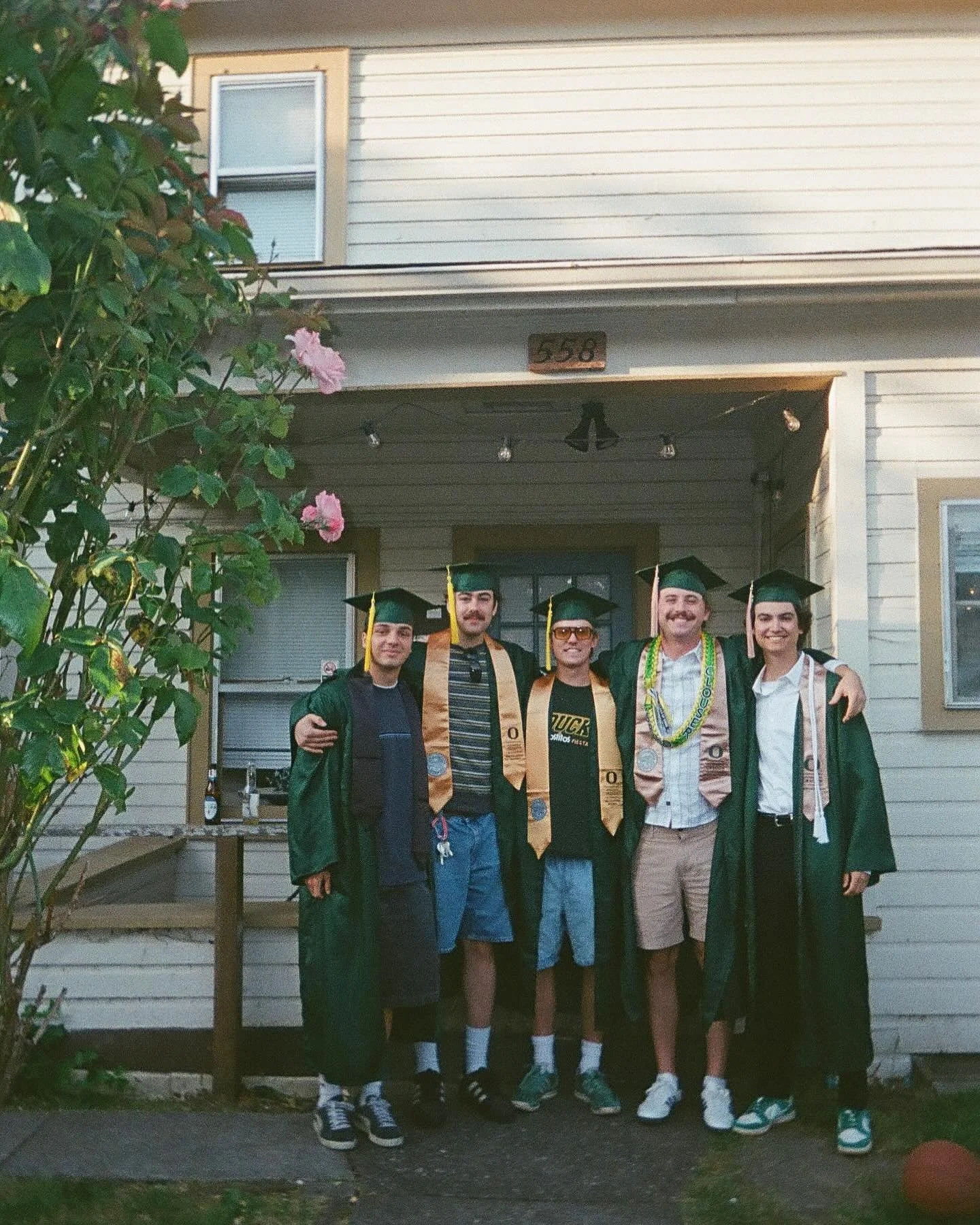 Grad morning 
Shot on Kodak ultra max 400
35mm film