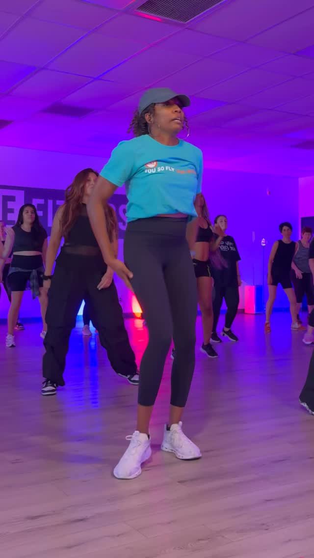 SUNDAYS 10:30AM! You don’t wanna miss out on dancing with @groovfit_withjazz ! THROW DOWN 101 is a dance fitness class that is going to be the highlight of your day! Follow @groovfit_withjazz for announcements and class sign ups!
.
#dancefitne