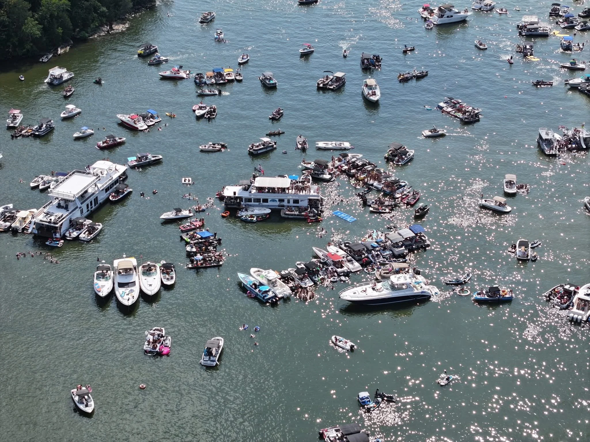 Discover Old Hickory Lake