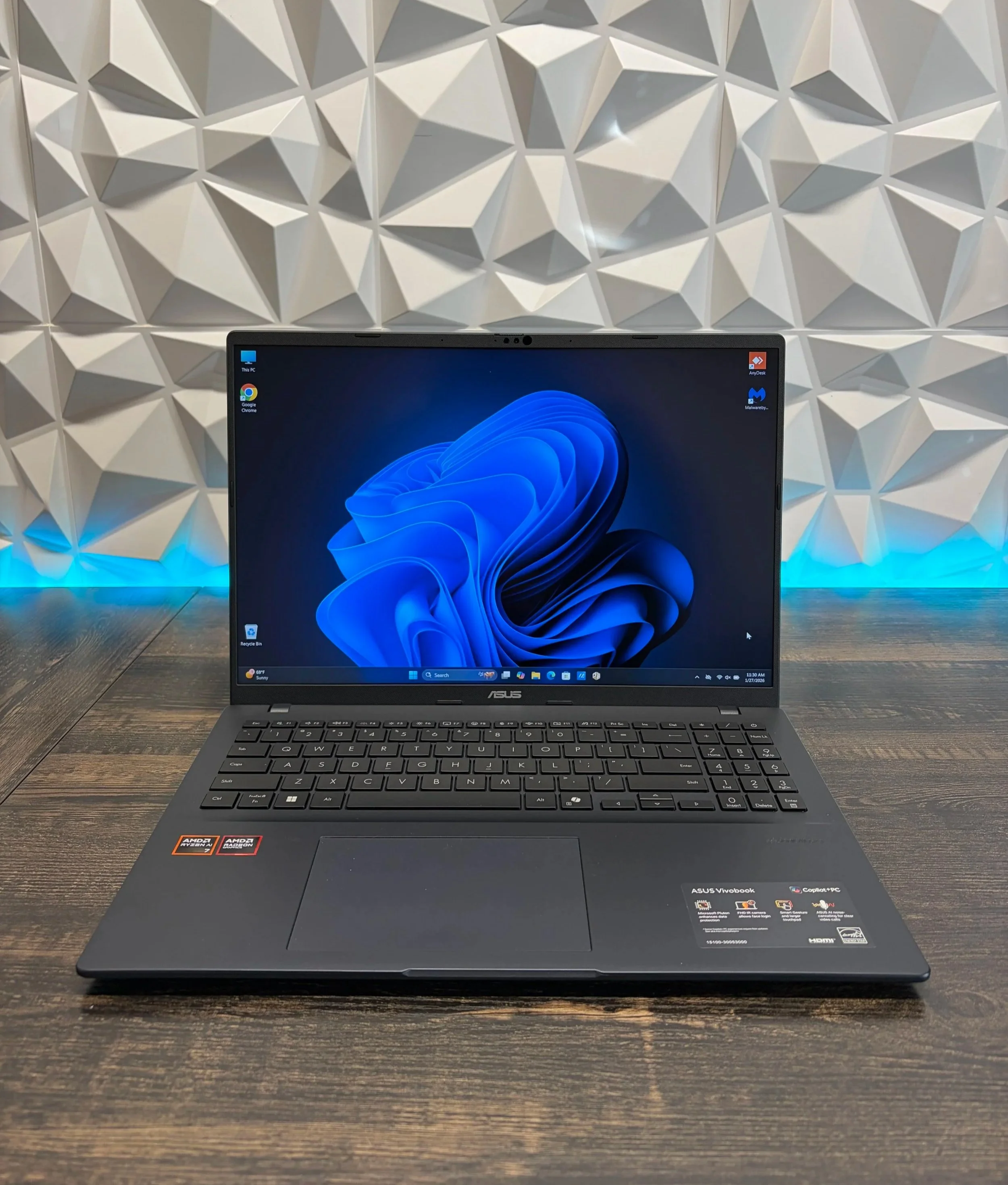 (New) ASUS VIVOBOOK 16 W/ COPILOT+ (2025 Model)