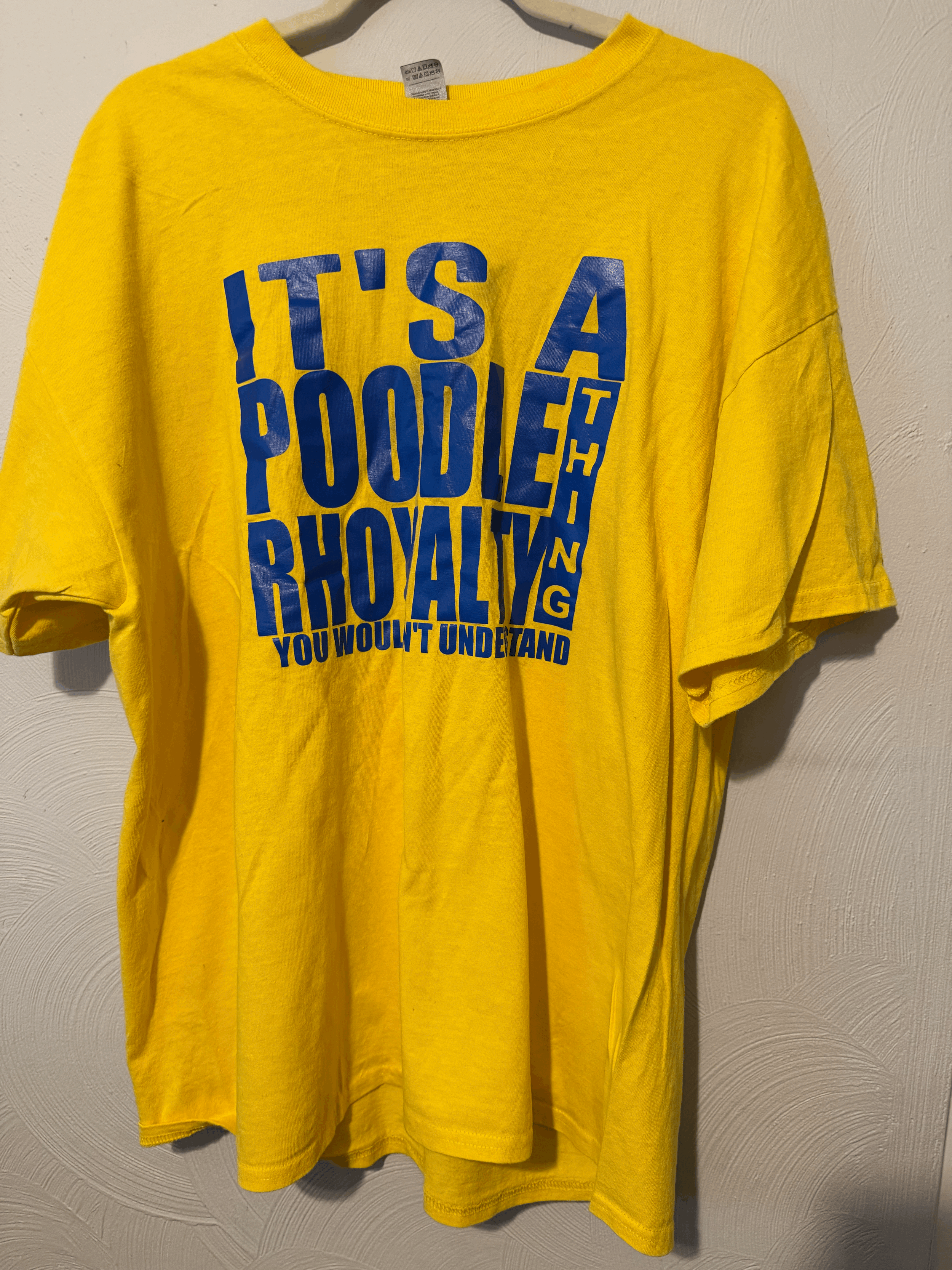 It's A Poodle Royalty Thing T-Shirt XL - Great Condition