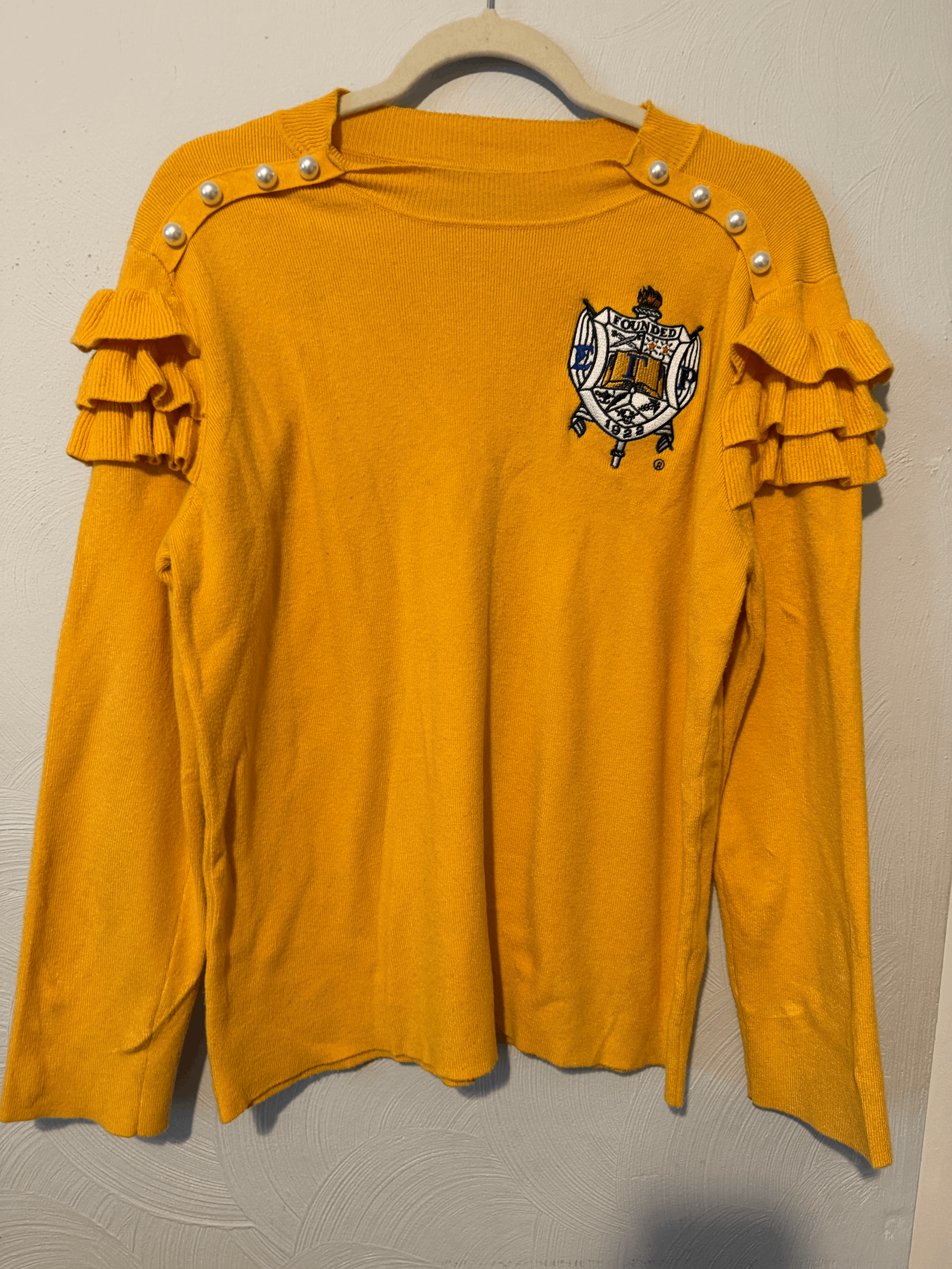 Gold Sweater with Pearls on Shoulders 4XL -Excellent Condition