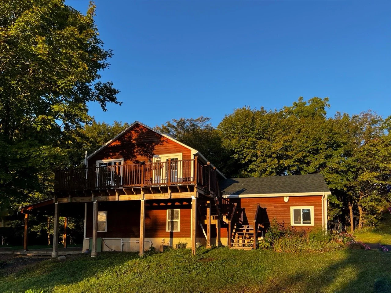 Groß (dining hall 3sidejpeg).jpeg