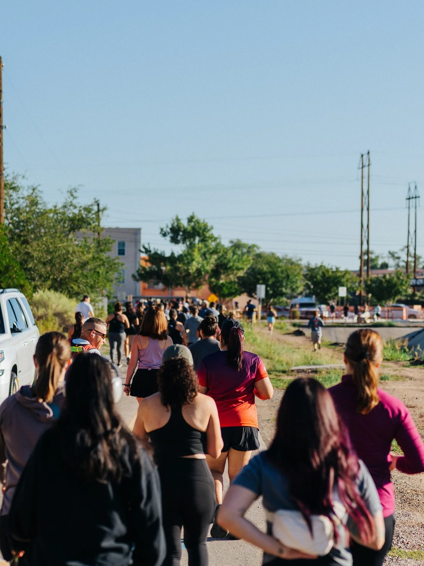 Running + Coffee + Community 💙

Photos: @owennlyons
