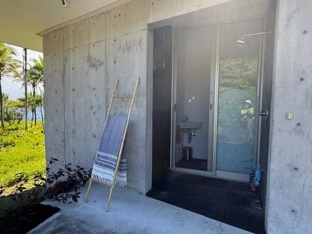 second outdoor shower and toilet
