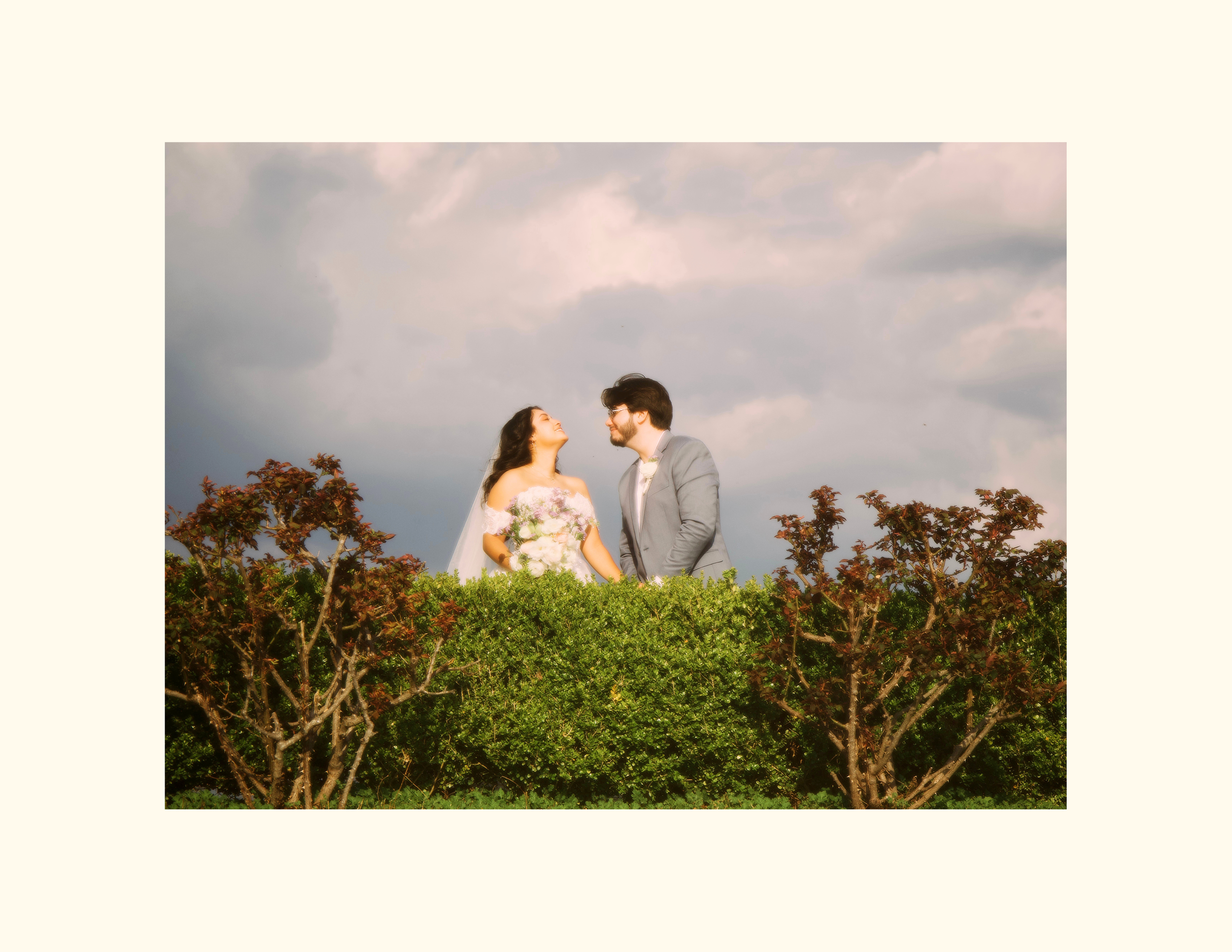 Black Moody Gothic Wedding Photo Book (57).png