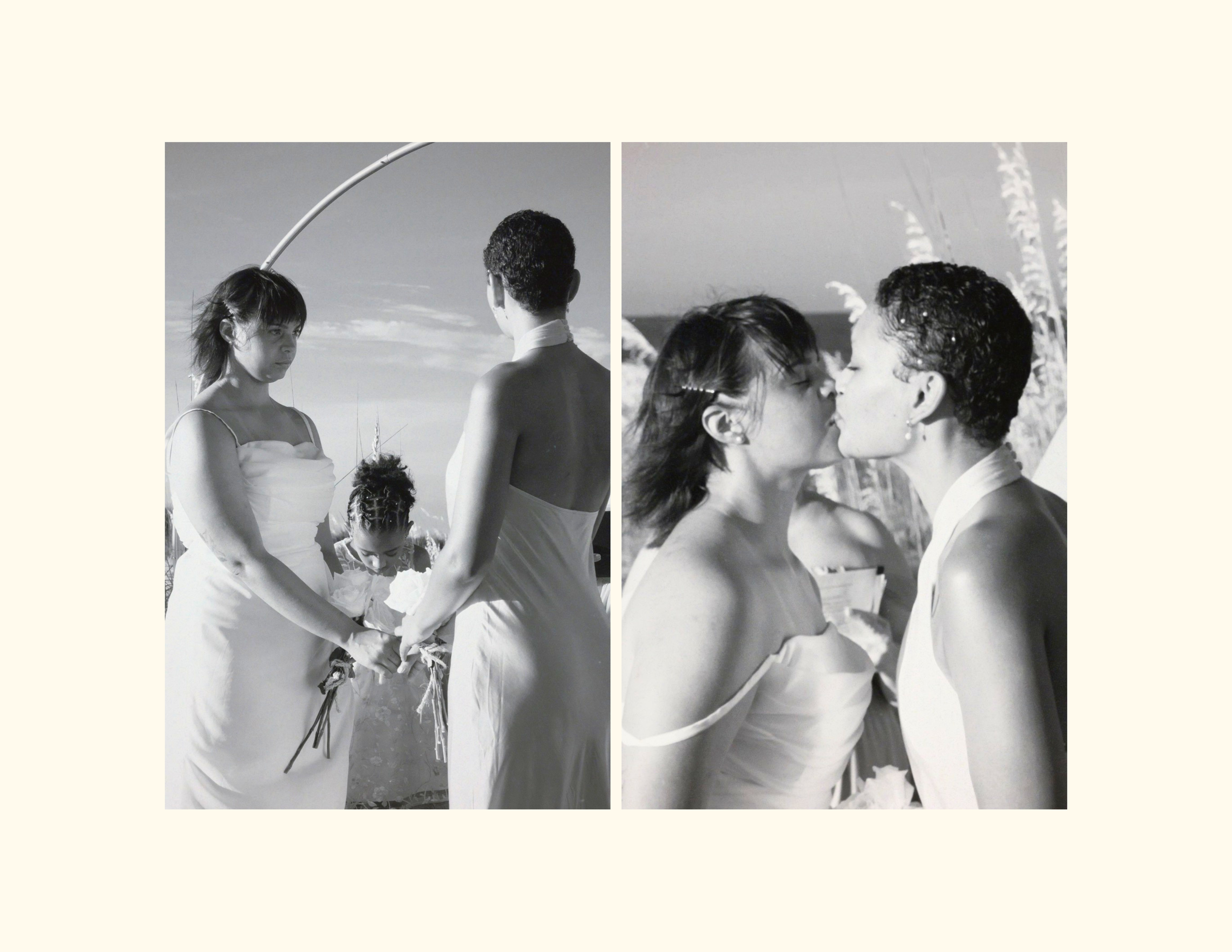 Black Moody Gothic Wedding Photo Book (9).png