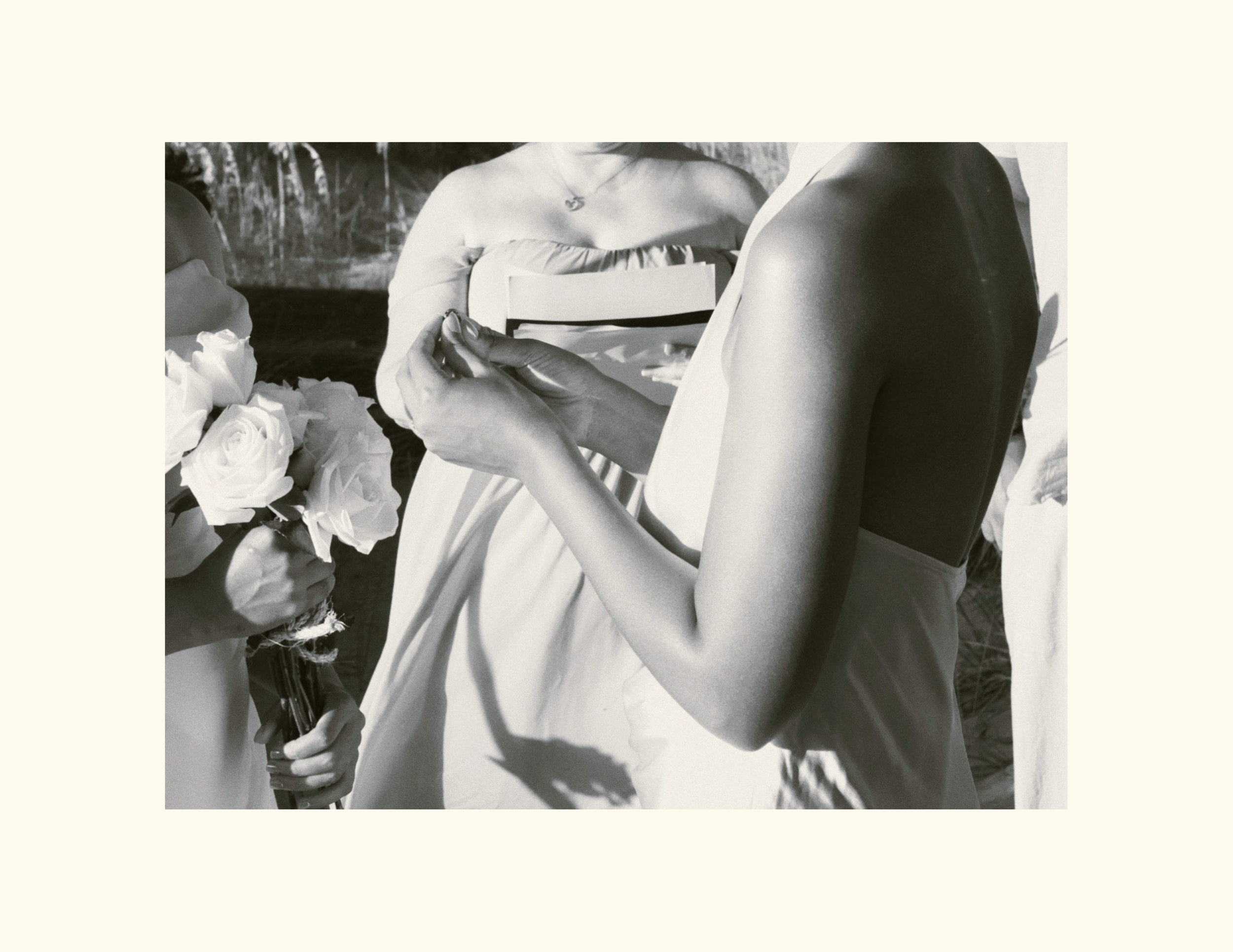 Black Moody Gothic Wedding Photo Book (10).png