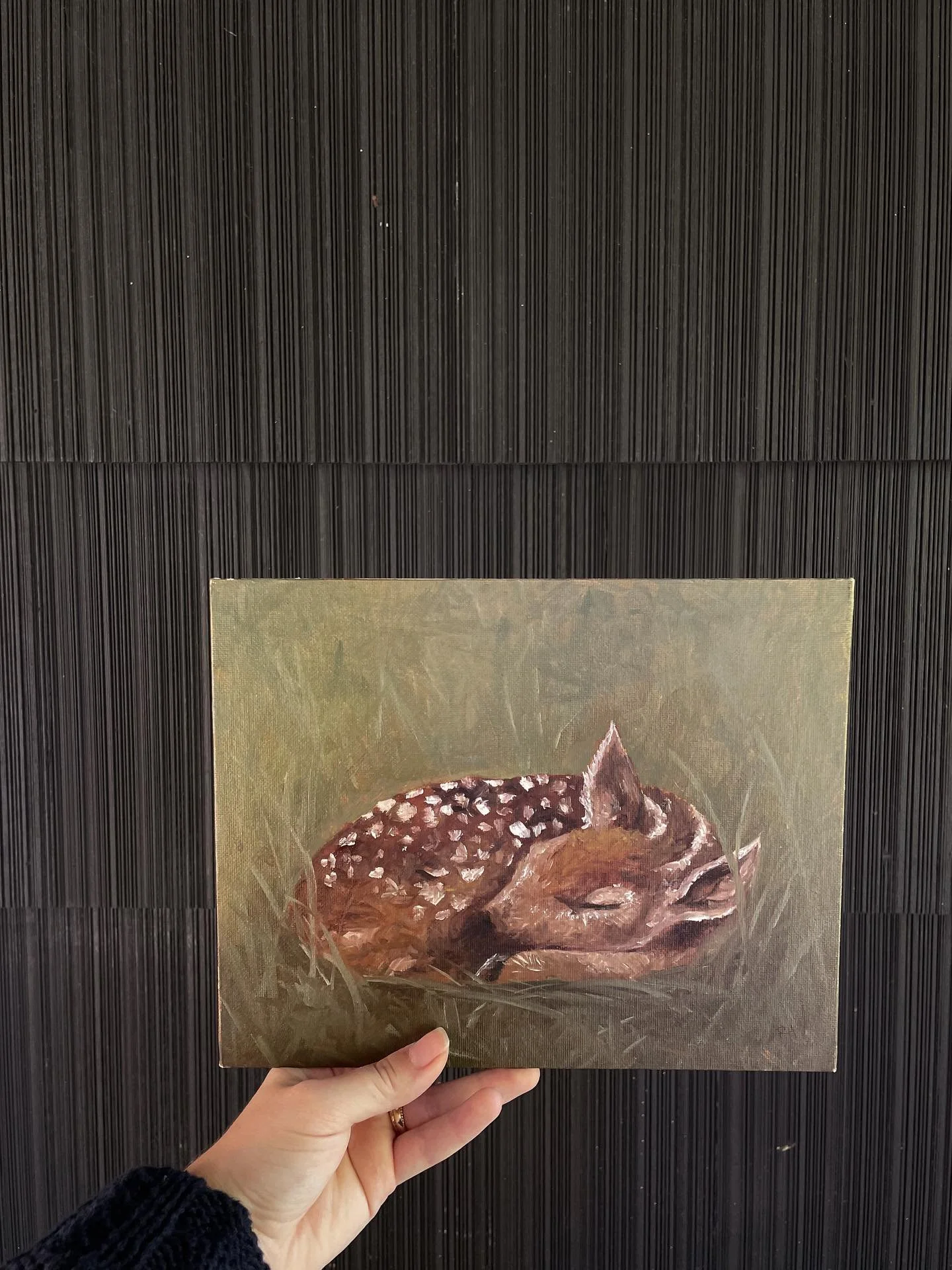 • a lil fawn for your friday.
fun fact- I have picked an animal for each of my nieces and gifted them oil paintings on their first birthday in hopes that they’ll become special heirloom pieces. this one was for my sweet niece, sylvia. ?