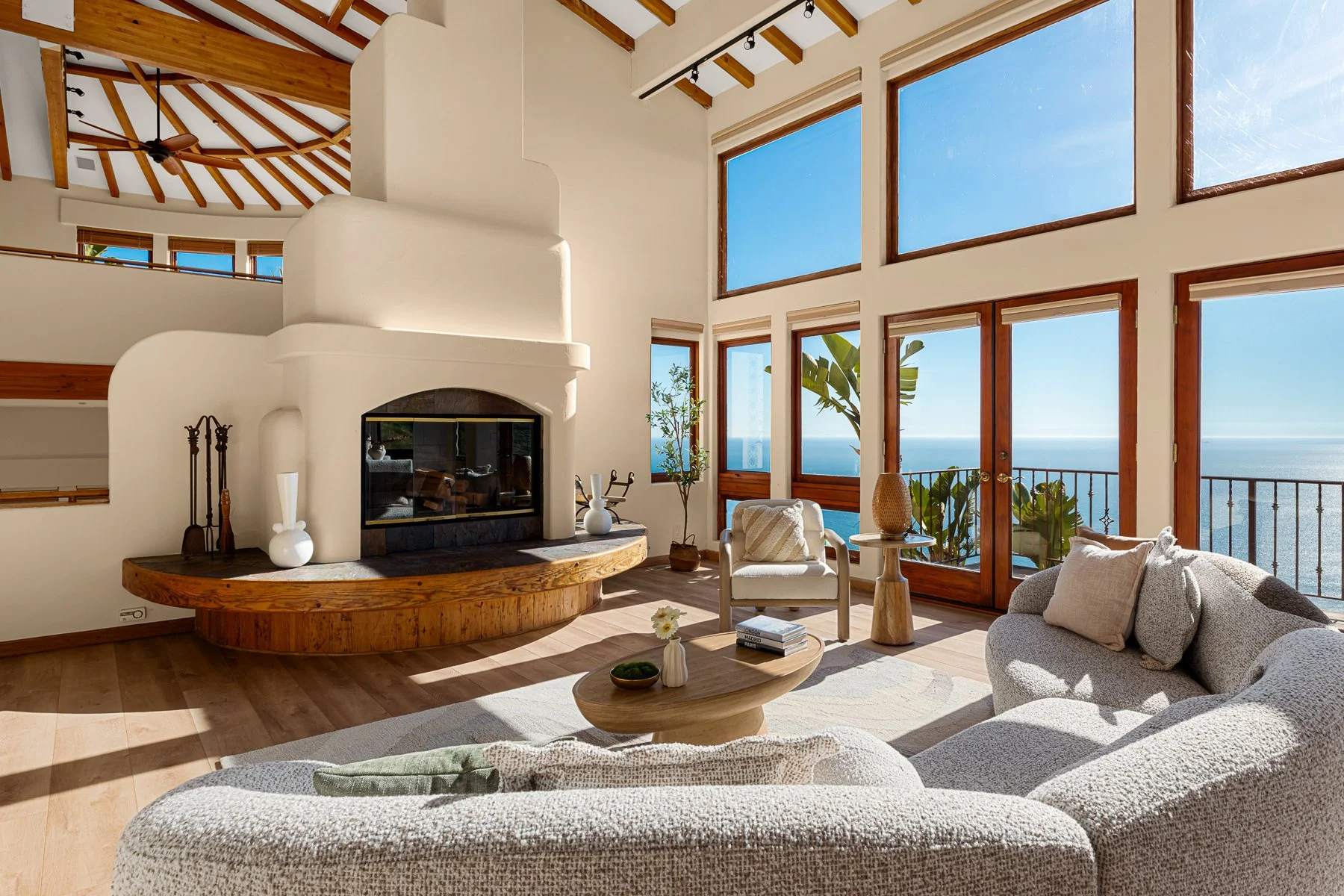 4240AvenidaDeLaEncinal-DAY-MLS-20.jpeg