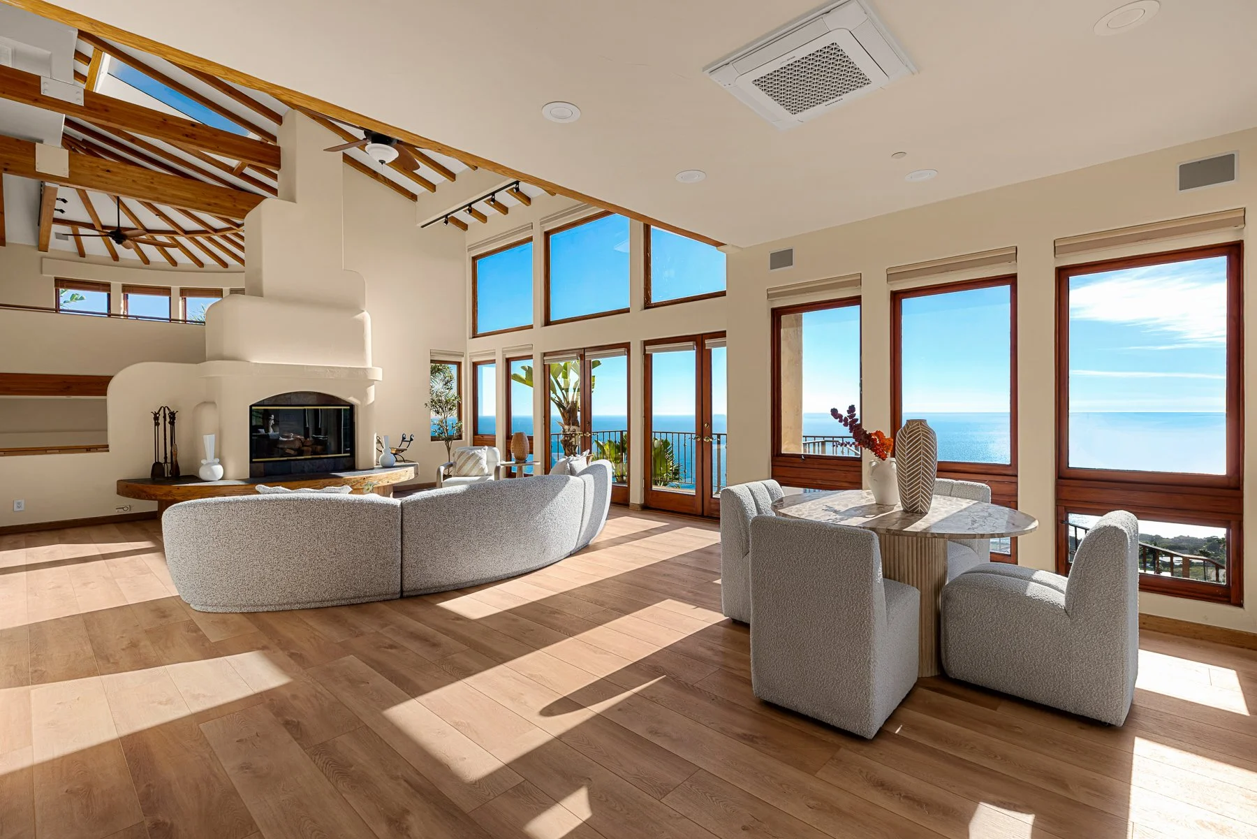 4240AvenidaDeLaEncinal-DAY-MLS-25.jpeg