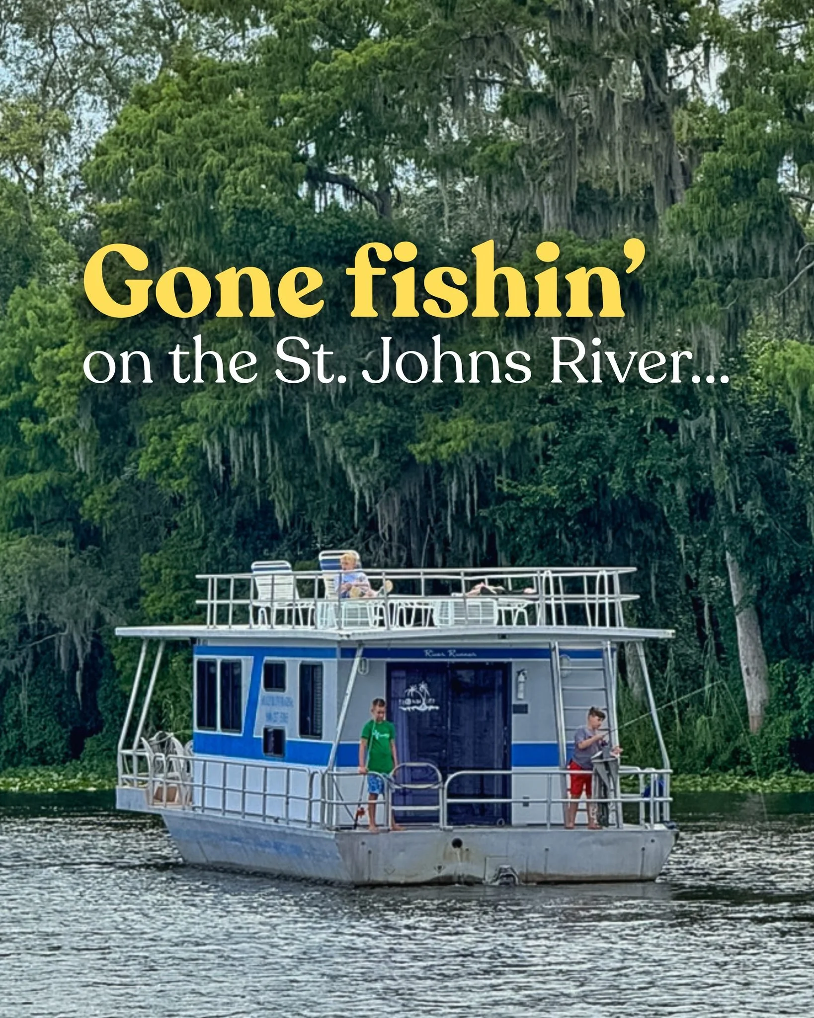 Fishing is absolutely part of the houseboat experience at Holly Bluff Resort Marina 🎣

Guests can fish right from their rental and enjoy the St. Johns River aboard their fully equipped houseboat.

👉 Good to know: We don&rsquo;t currently offer live