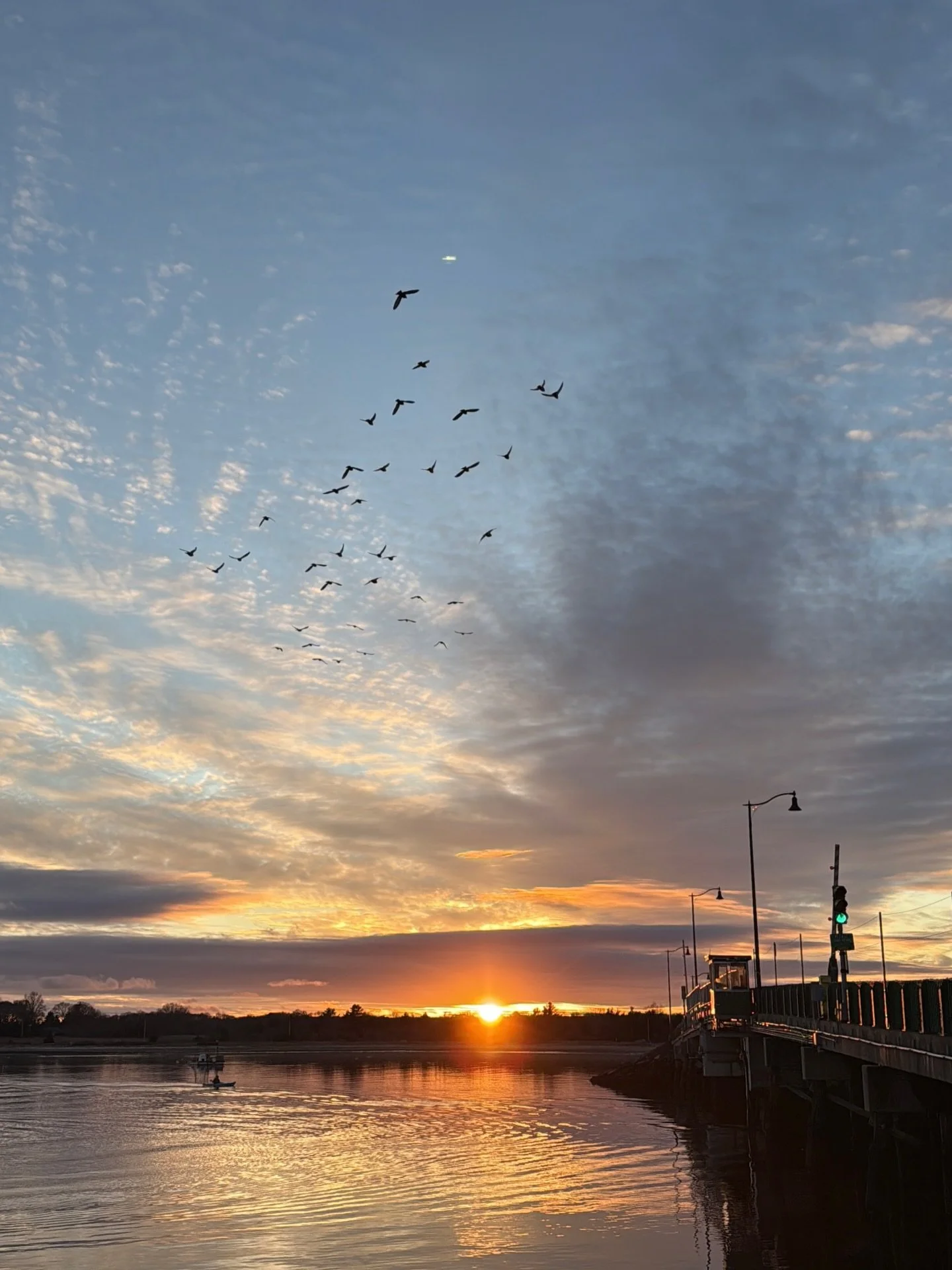 the last few days in padanaram have been magical!
💫
thank you for being curious and stopping in, for driving down and shopping small, and for making this new shop owner feel welcome and loved.

xoxo
ecs in your LNS

#theseagrassstudio #needlepointer