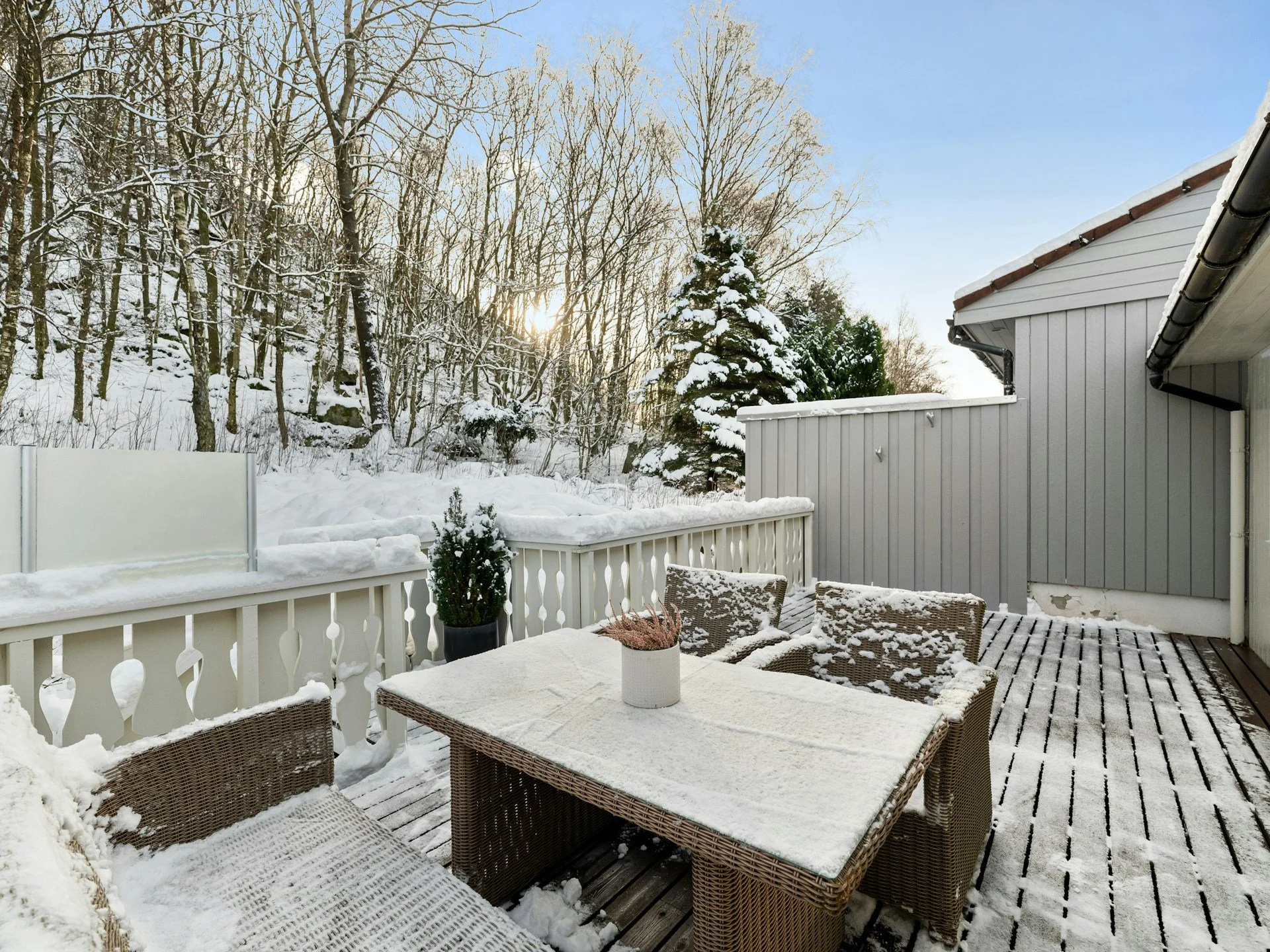 Outdoor Living Design for Quiet Winter Moments