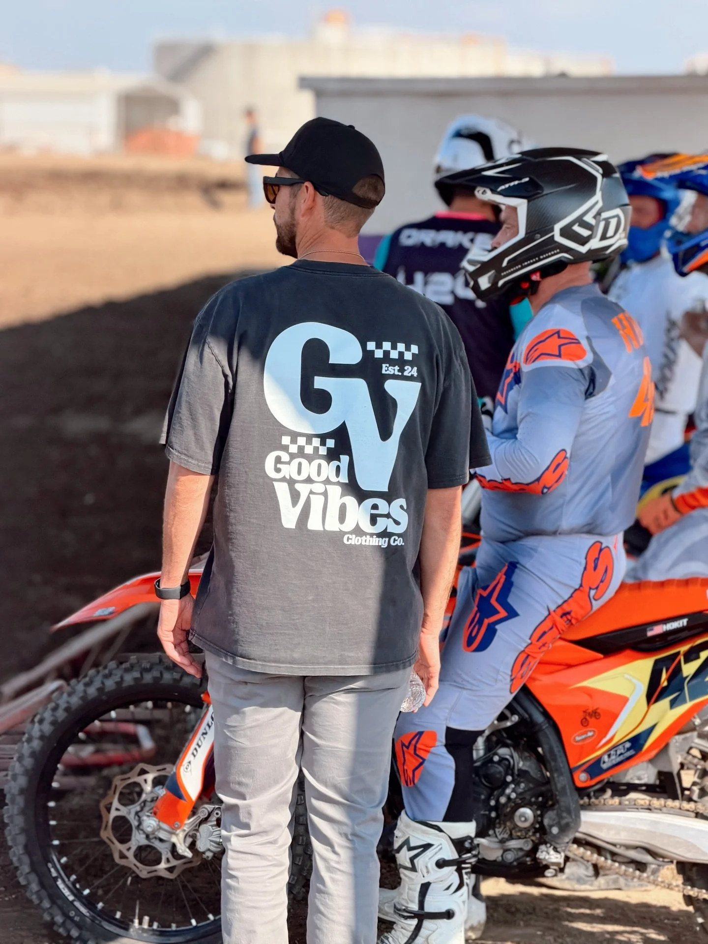 Moto season&rsquo;s back 🏁
Early mornings, long days, and dirt everywhere.

Take 20% off to kick it off.
Use code A1 at checkout.

#motocross #motolifestyle #motocrosslife #motocrosslifestyle #supercross