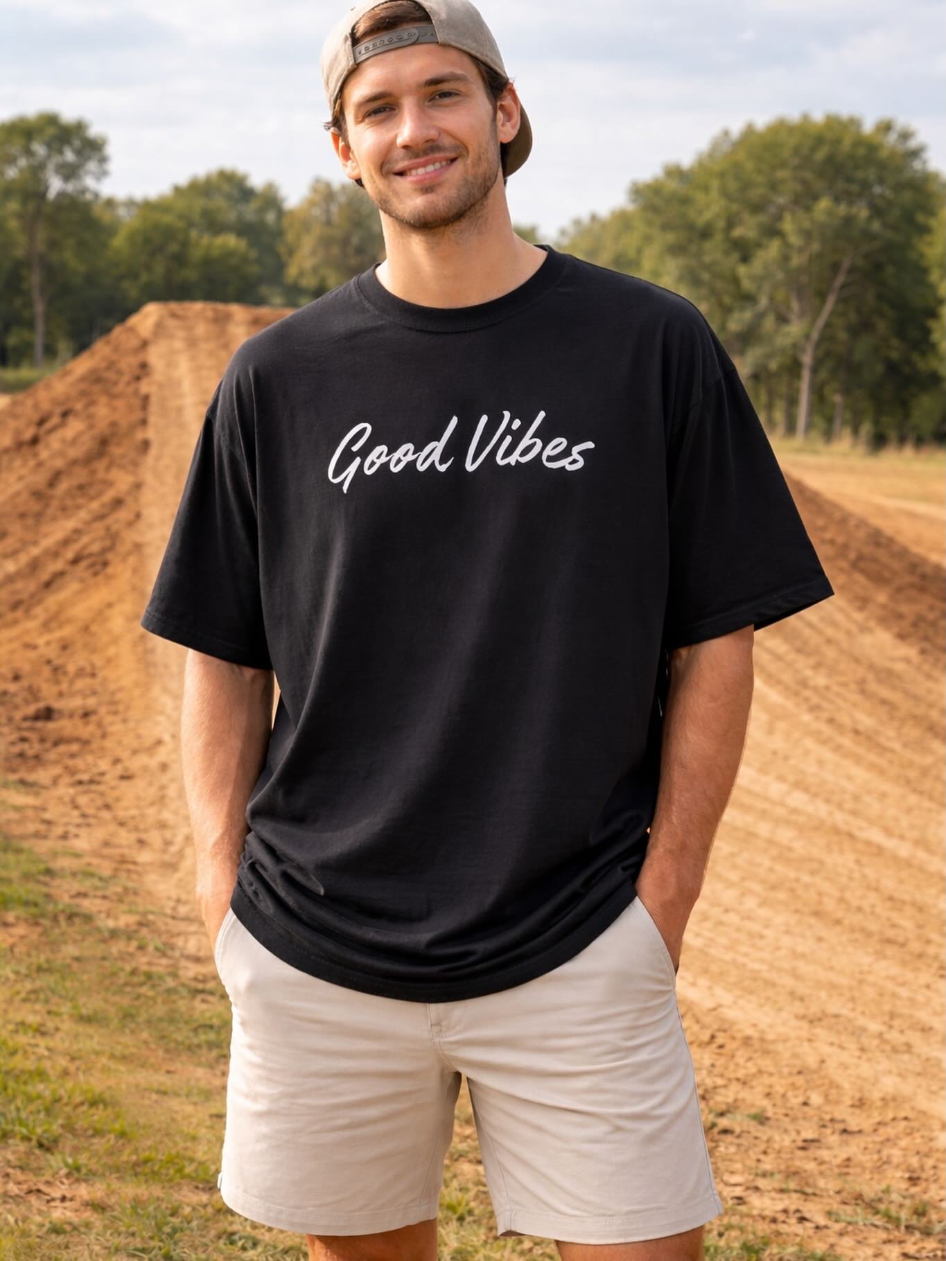 Chasing Dirt, Chasing Dreams&hellip;.. Always in Good Vibes 🤙🏼🏁 #goodvibes #motolife #dirtbikes #trackside