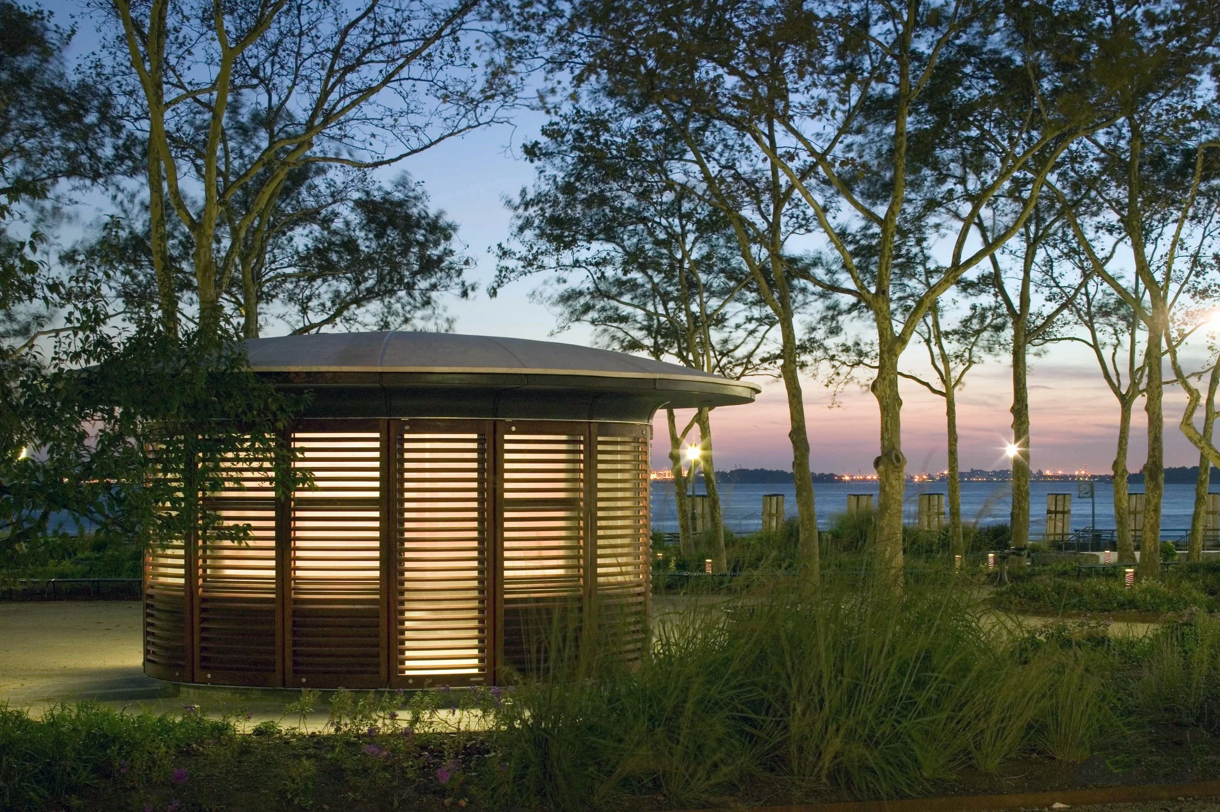 Battery Bosque Kiosks