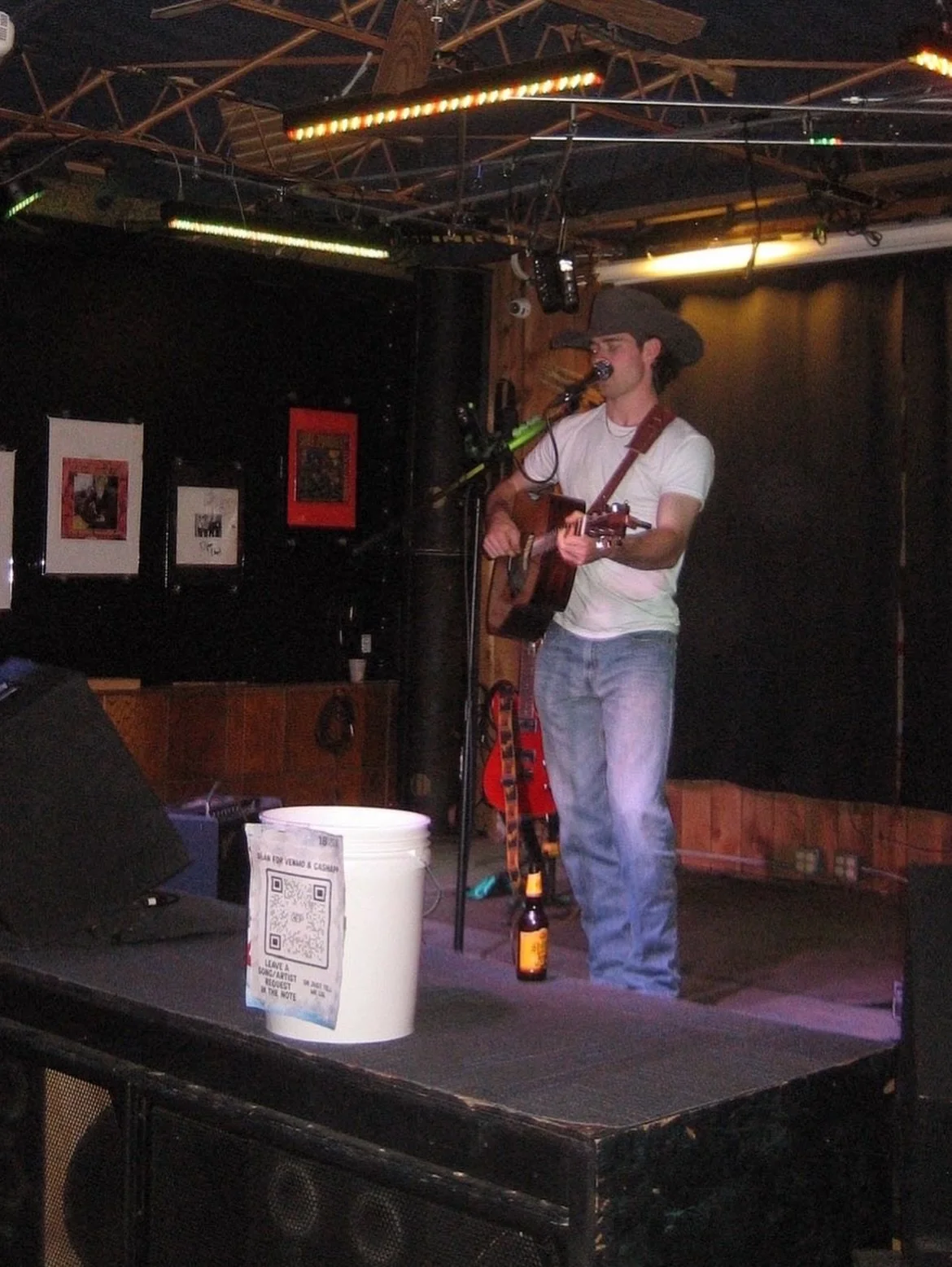 Thank you for having me Lincoln!!

Headed further north towards Sioux Falls to play @luckysonlouise at 8pm 🤠🍀