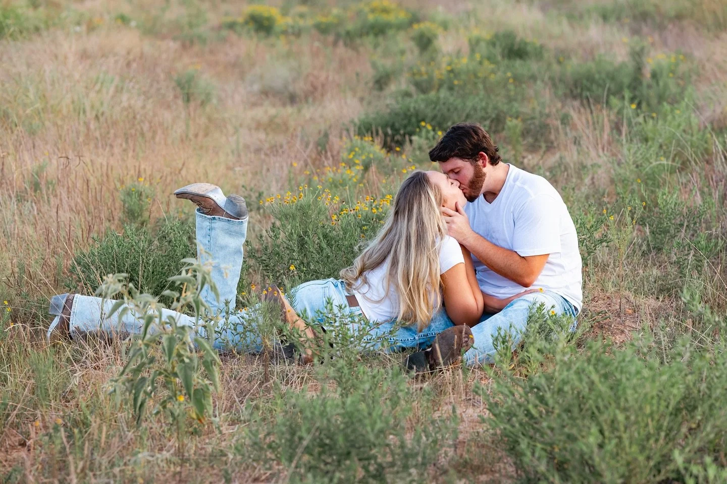 This session was pure golden magic! What a fun couple. Can&rsquo;t wait for your wedding! Going to be so fun.