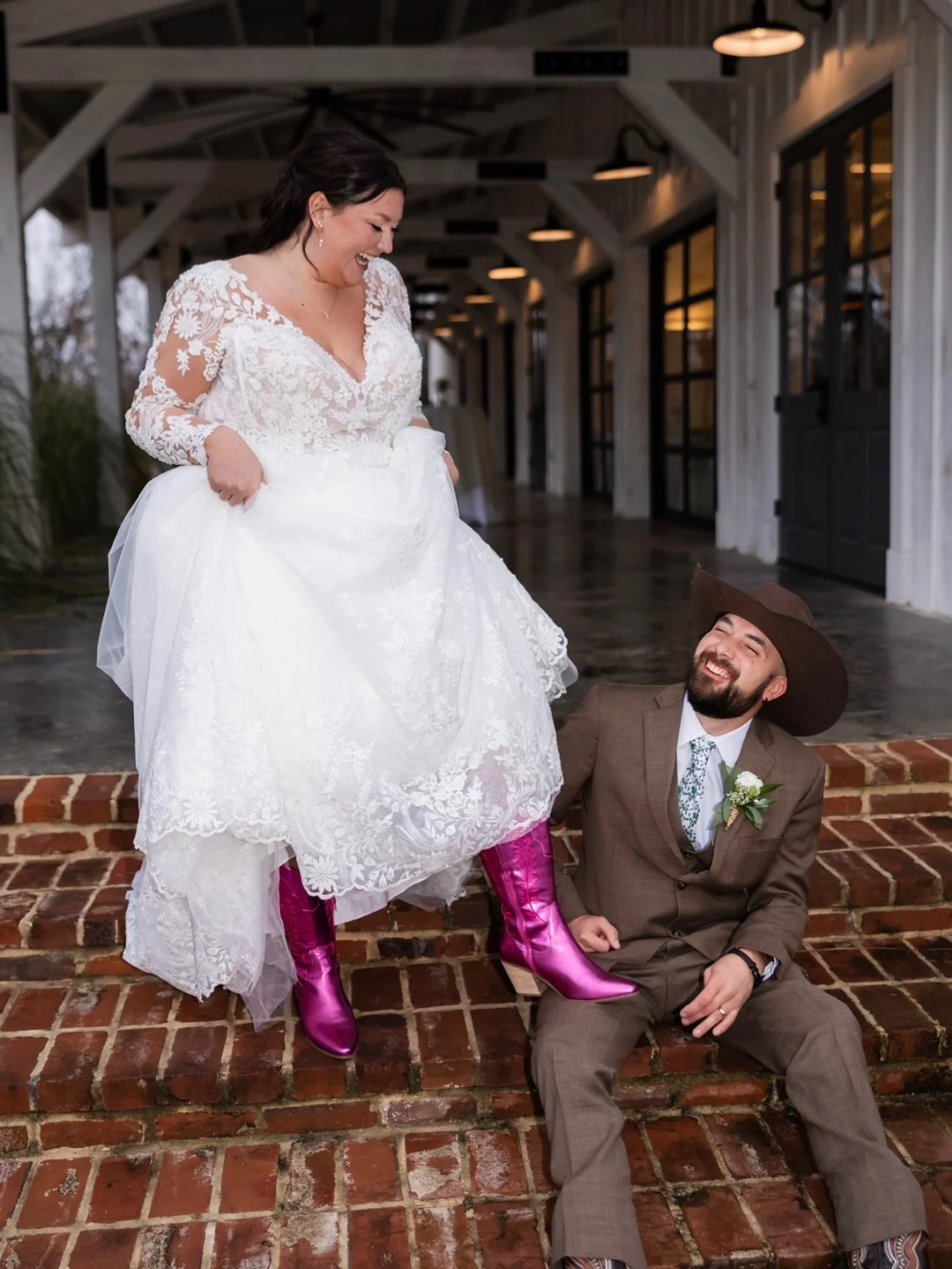 Boots > heels. Every time.

When your wedding day is elegant and unapologetically you 💍✨
Pink boots, big laughs, and zero rules. Exactly how it should be.

This is your reminder: have fun, break tradition, and wear what makes you smile.