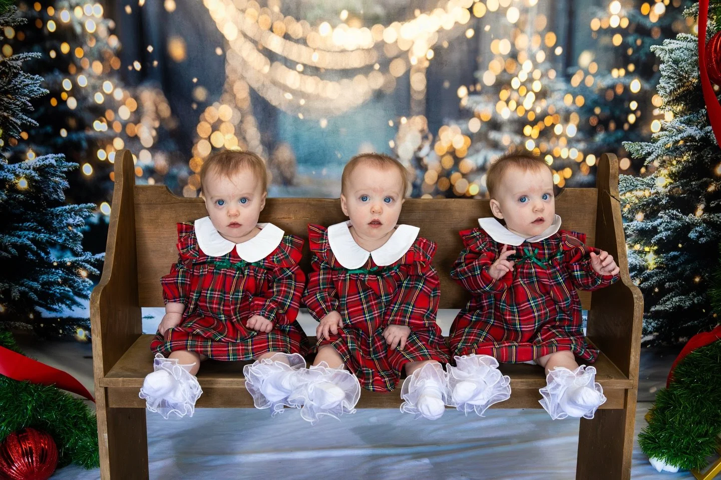 Triple the joy, triple the cheer, and miraculously triple the good behavior this Christmas! These little angels nailed their holiday session!