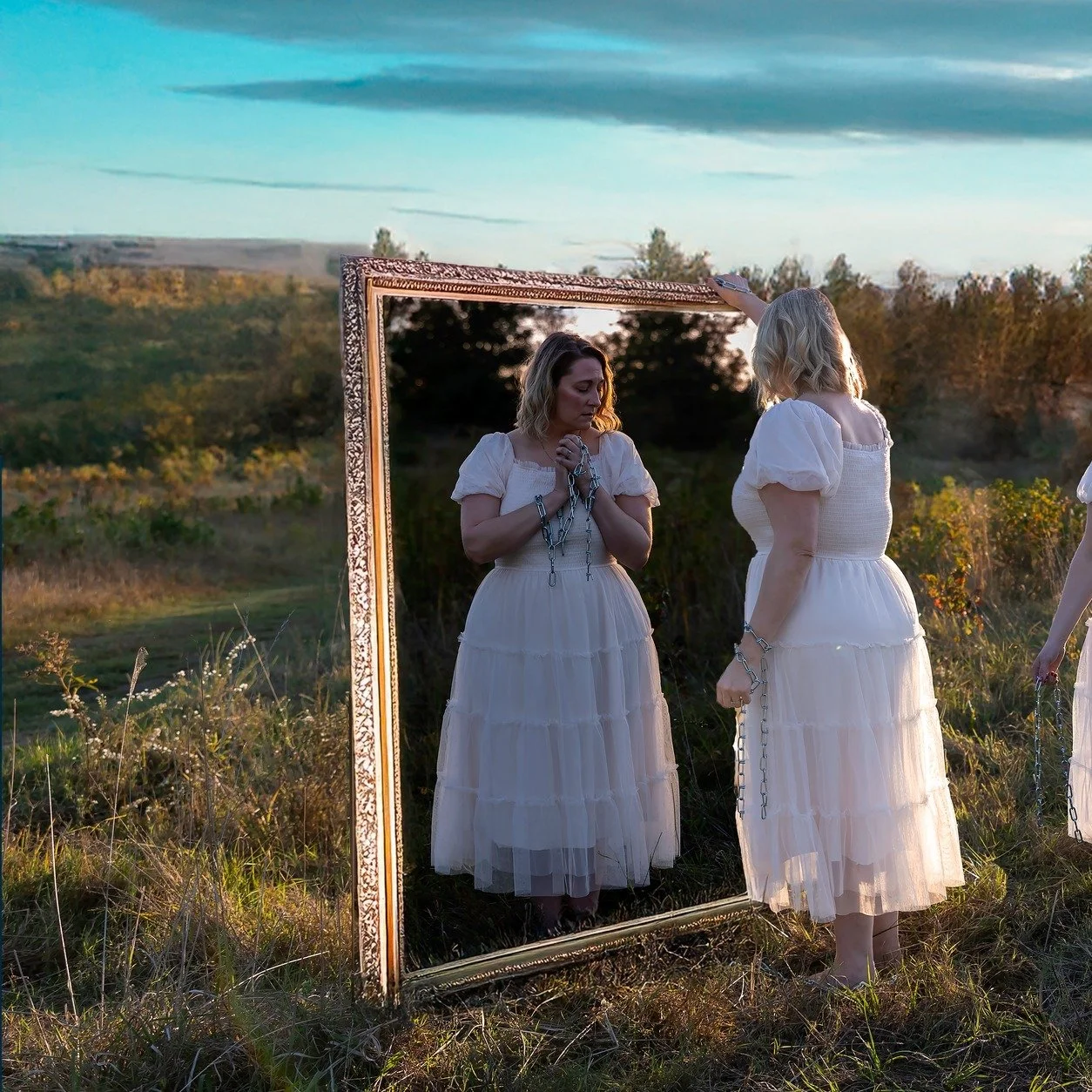 This wasn&rsquo;t a photoshoot.
This day was about freedom.
The chains you see weren&rsquo;t props.
They represented weight that had been carried for a long time.
And in this moment, standing in the light, those chains were broken.
There was healing 