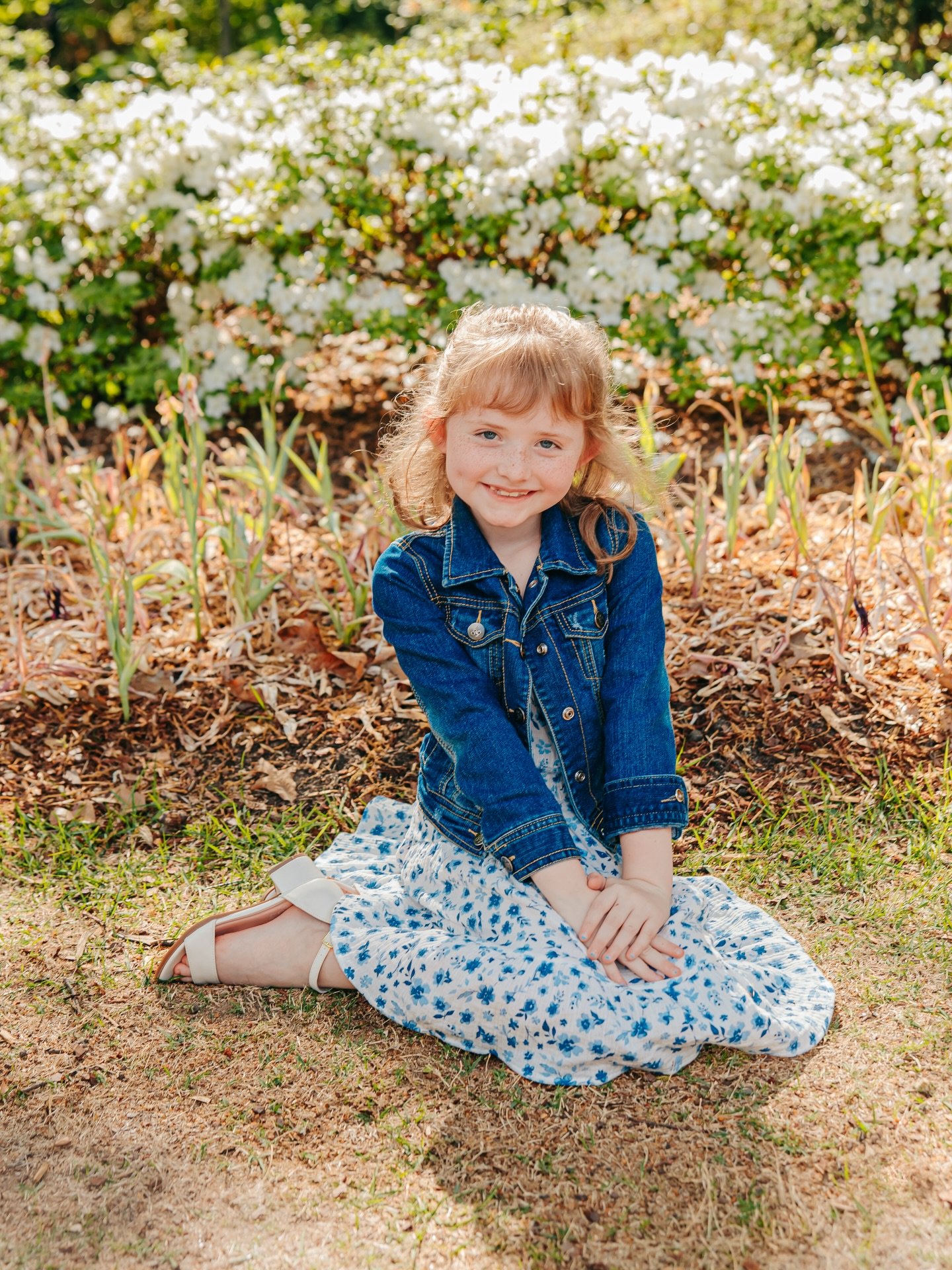 Every family has a story worth telling. I just get to be the one who helps you remember it.

#memphisphotographer #dixongalleryandgardens #hernandoms #family #hernandophotographer