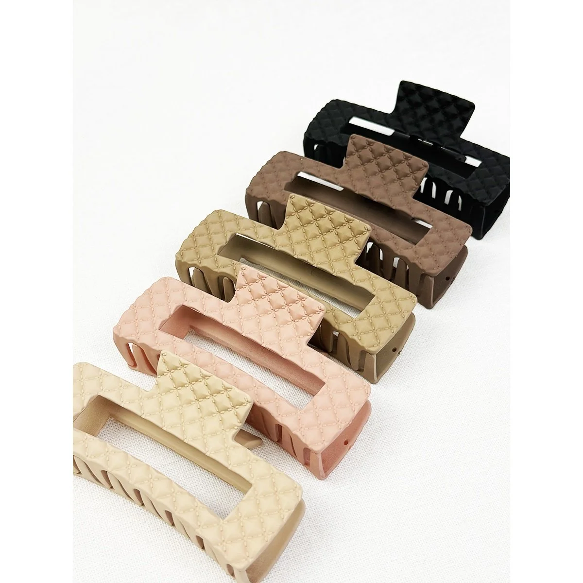 Neutral Color Embossed Claw Clip