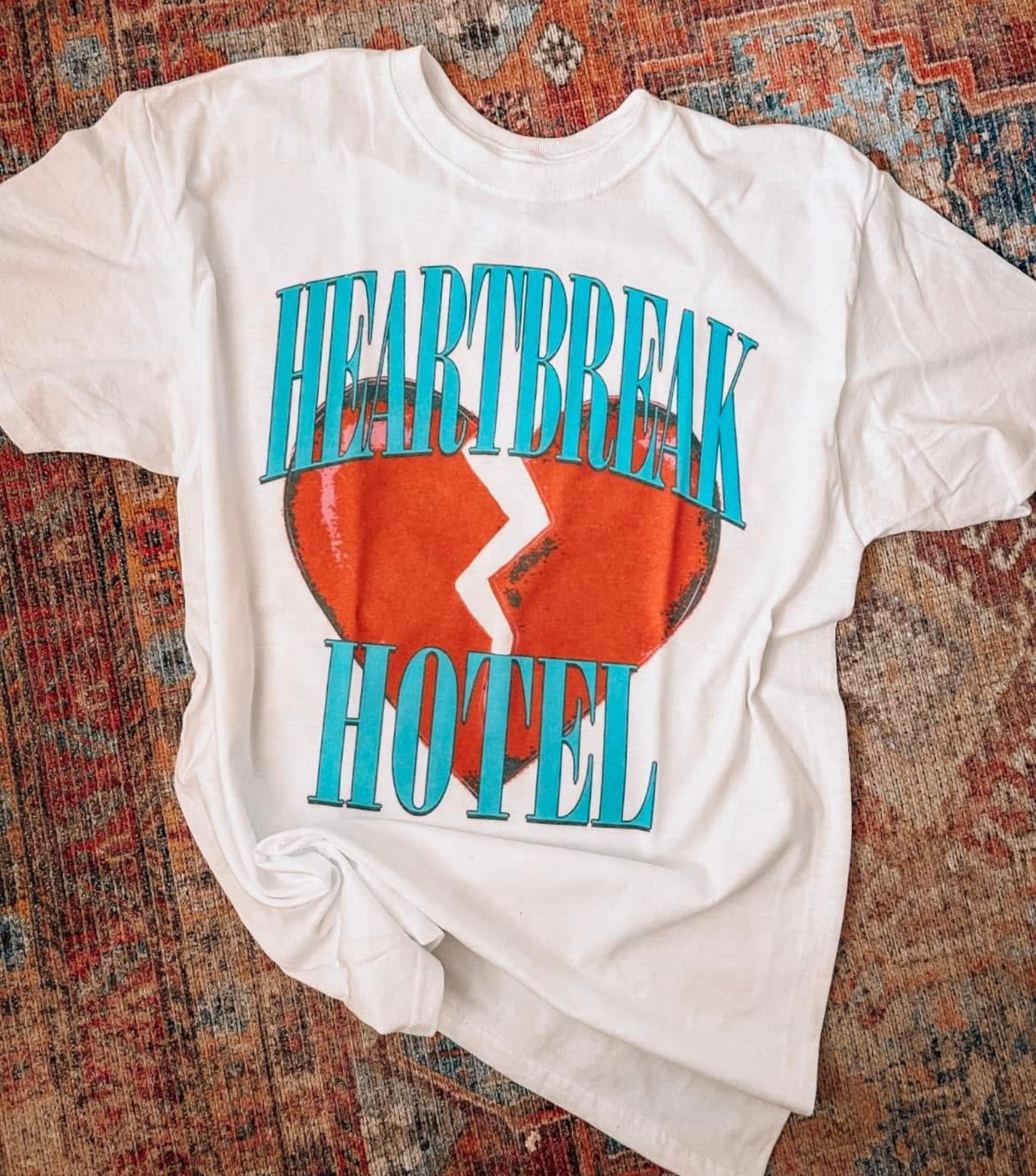 Heartbreak Hotel | Everyday Tee