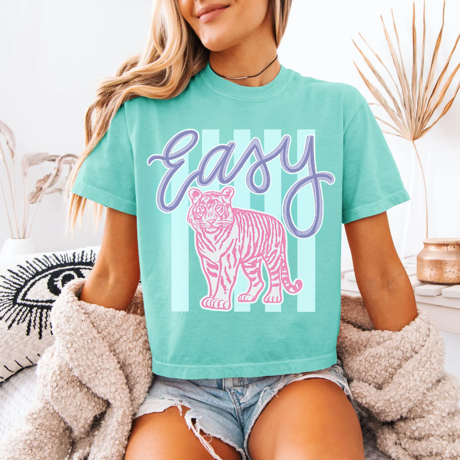 Sunday Crop Tee - MOCKUP (6).png