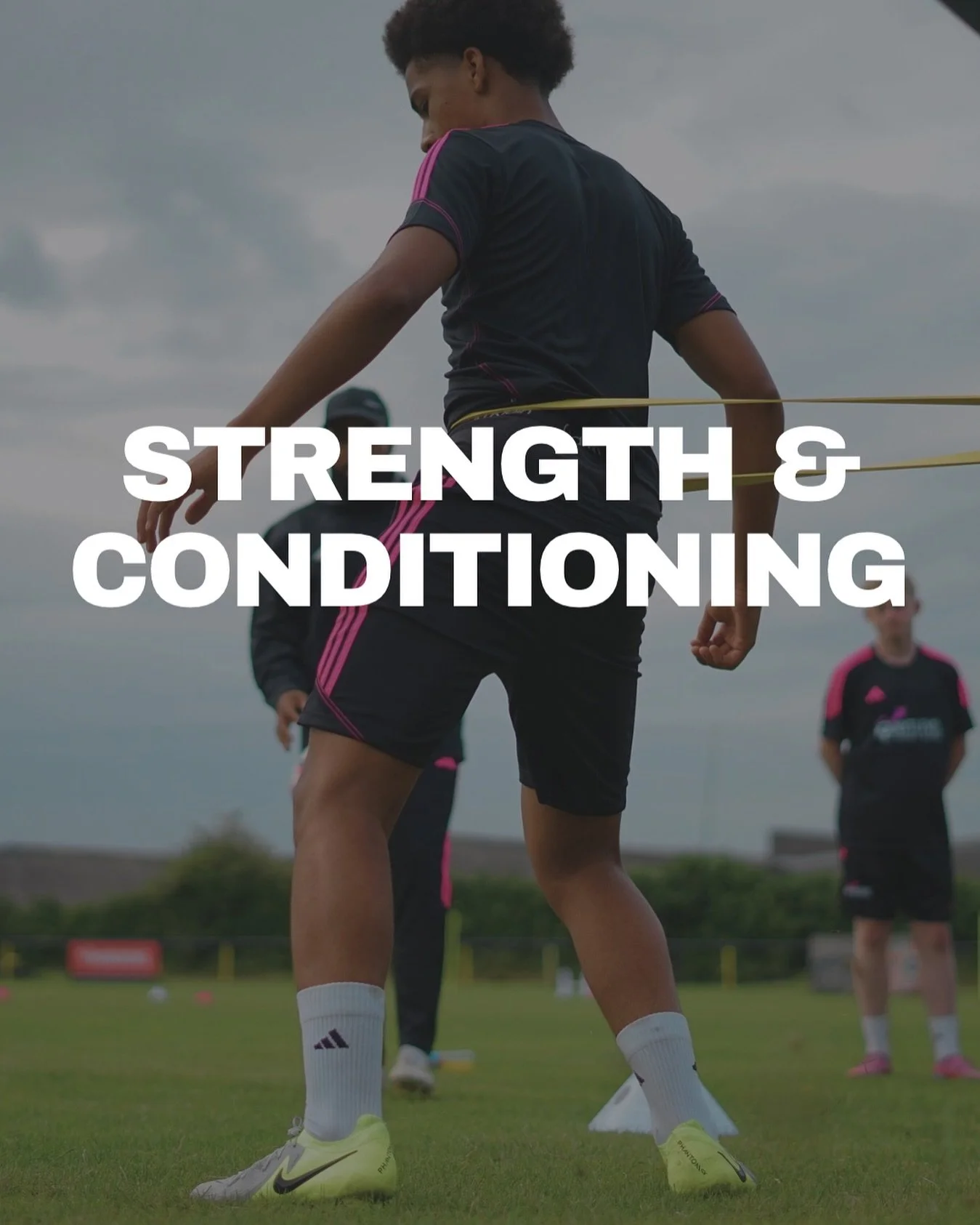 STRENGTH & CONDITIONING
💪 Built strong. Built smart.
Football isn’t just about skill — it’s about stamina, speed, and strength.
Our Strength & Conditioning program prepares players physically and mentally to perform at th