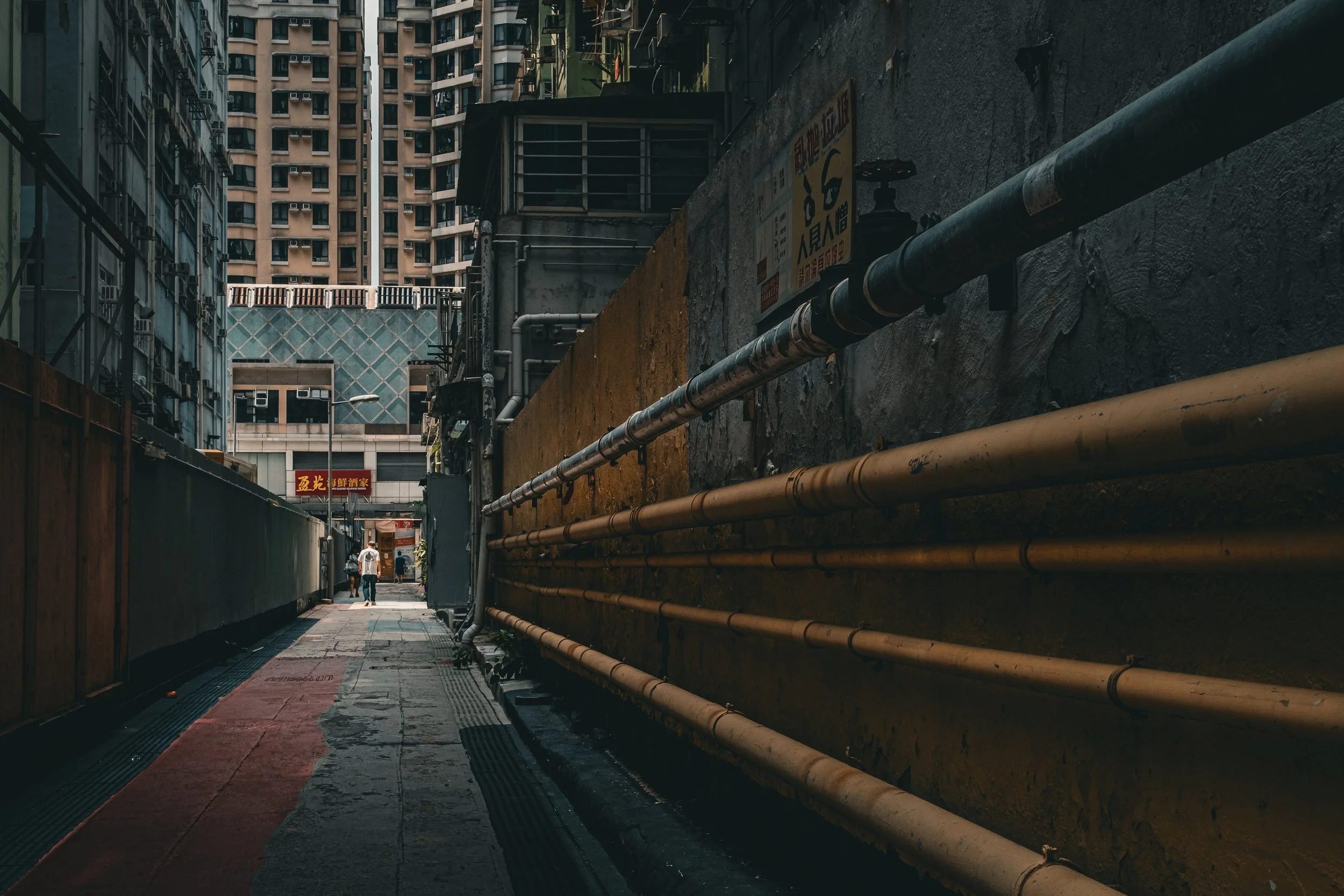 Pipes: Hong Kong back alley with its pipes array