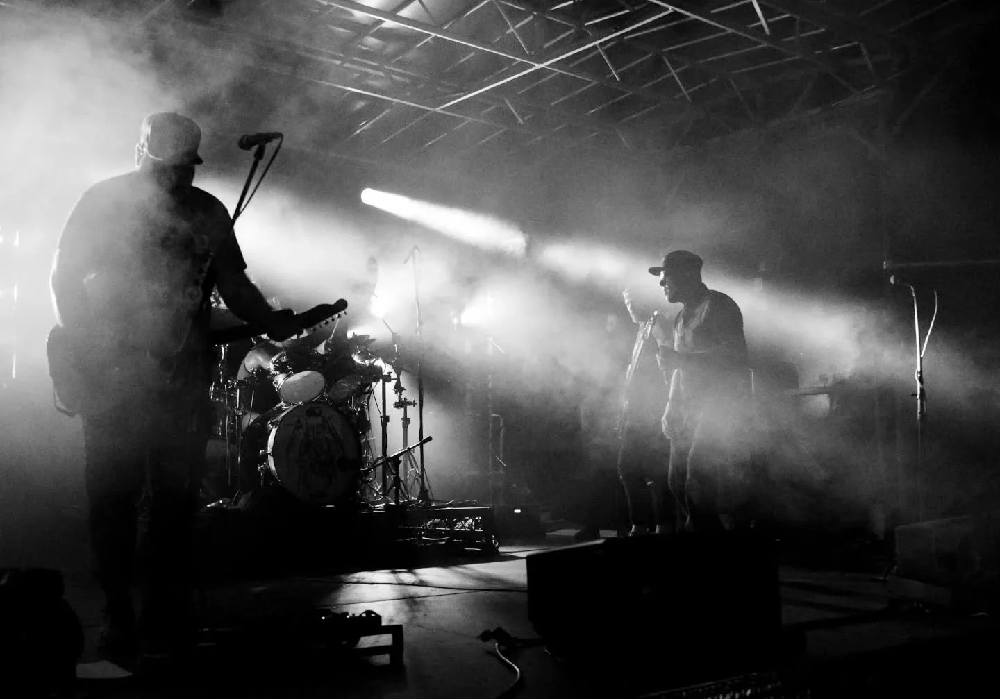 Alien Ant Farm taking over the town - in Middletown, CT 9-26-25. @alienantfarmofficial 
#alienantfarm #harborpark#ctmusic #justlikethemovies #smoothcriminal #middletownct