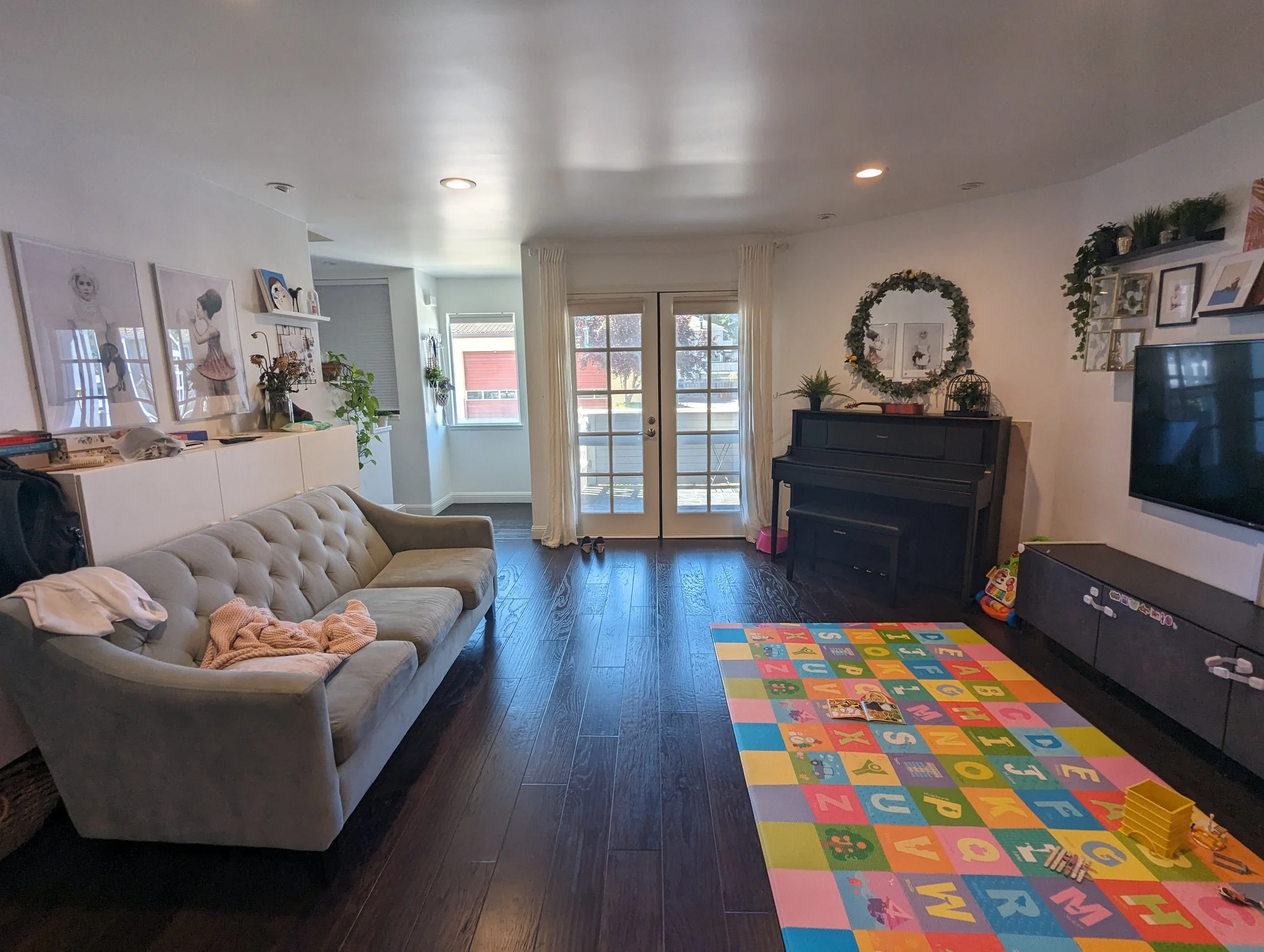 Before and after living room staging for Campbell home sale