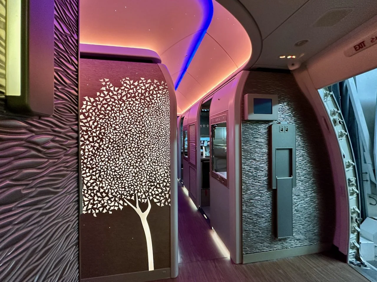 EMIRATES GAME CHANGER FIRST: THE SUITE PART1