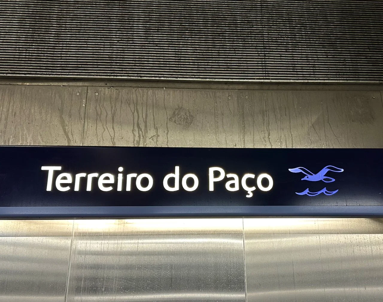 METRO LINES WITH A CHARACTER