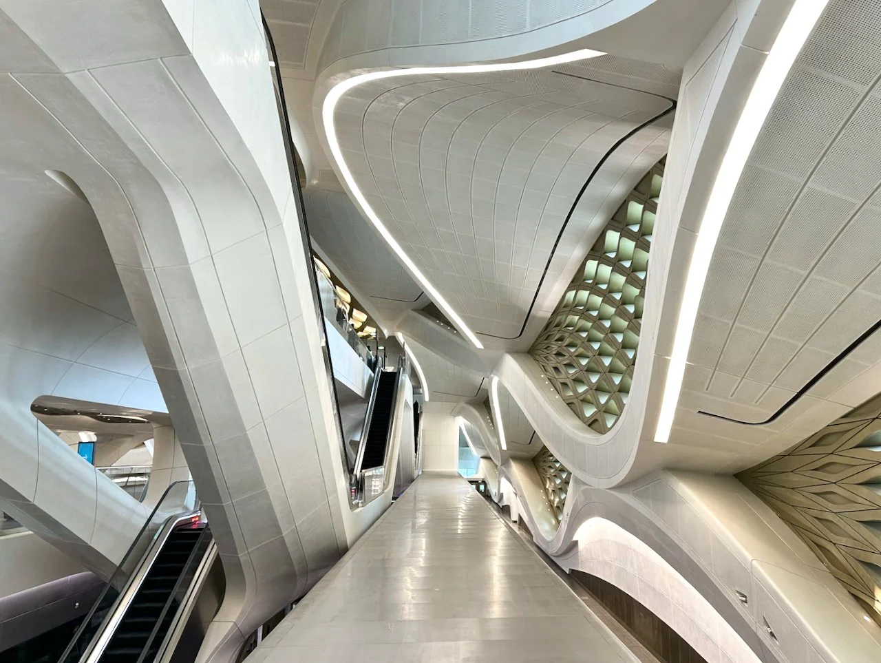 A METRO STATION BY ZAHA